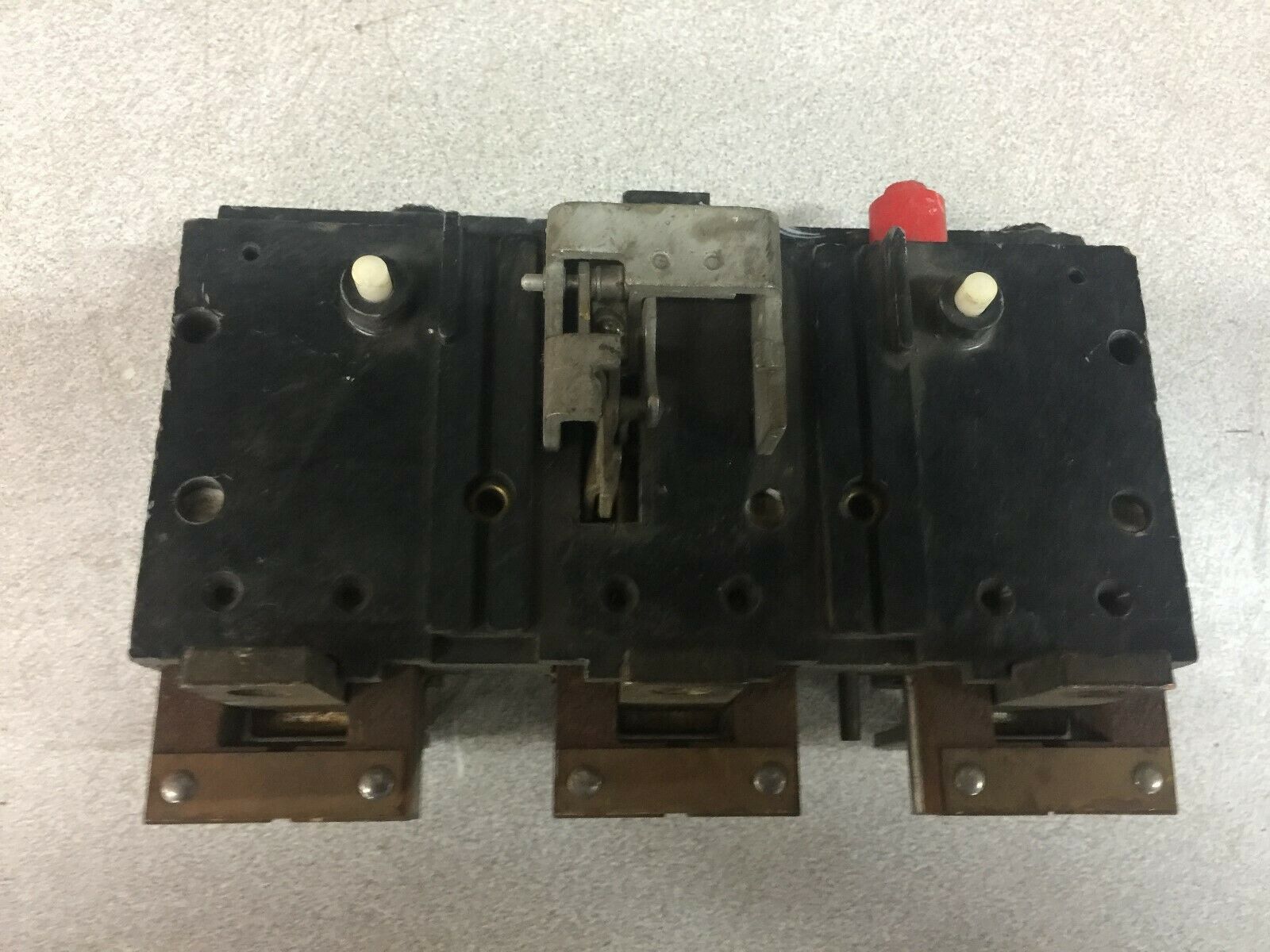 NEW NO BOX GE 3 POLE 1200 AMP MAGNETIC TRIP TKMA3T1200