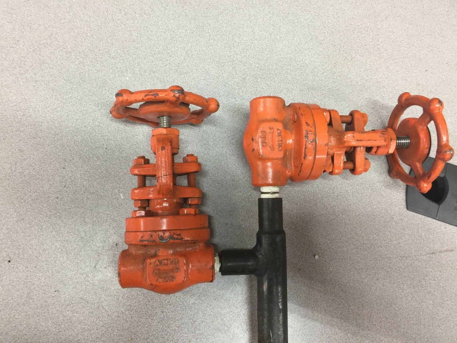 USED SET OF 2 BONNEY FORGE 3/8 GATE VALVE A105N