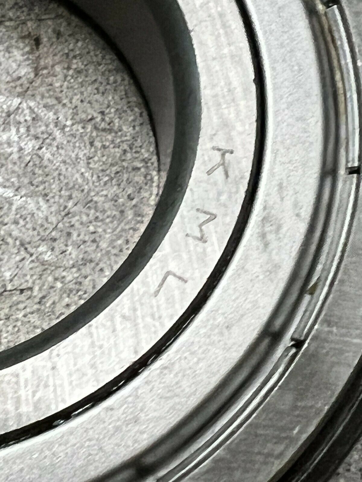 NEW IN BOX KML 6209Z BALL BEARING 209SLV