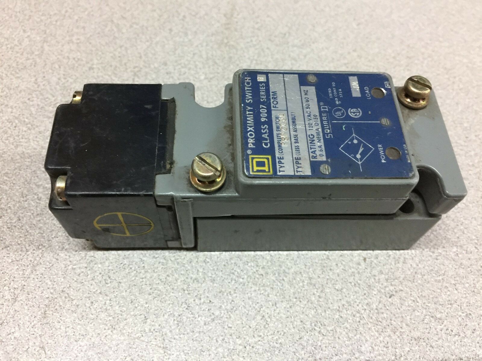 USED SQUARE D PROXIMITY SWITCH 9007 PSP223A