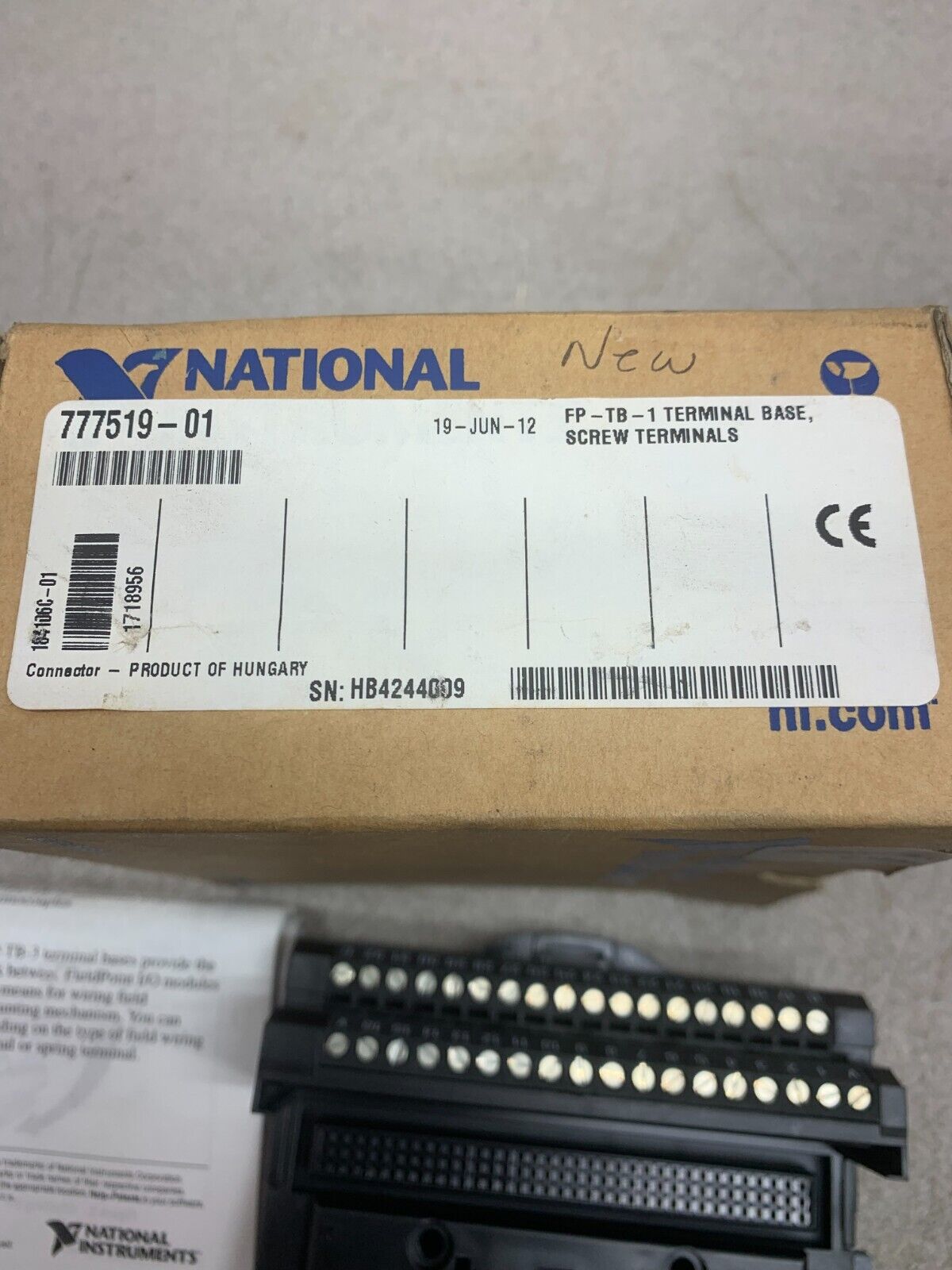 NEW IN BOX NATIONAL INSTRUMENTS TERMINAL BASE FP-TB-1