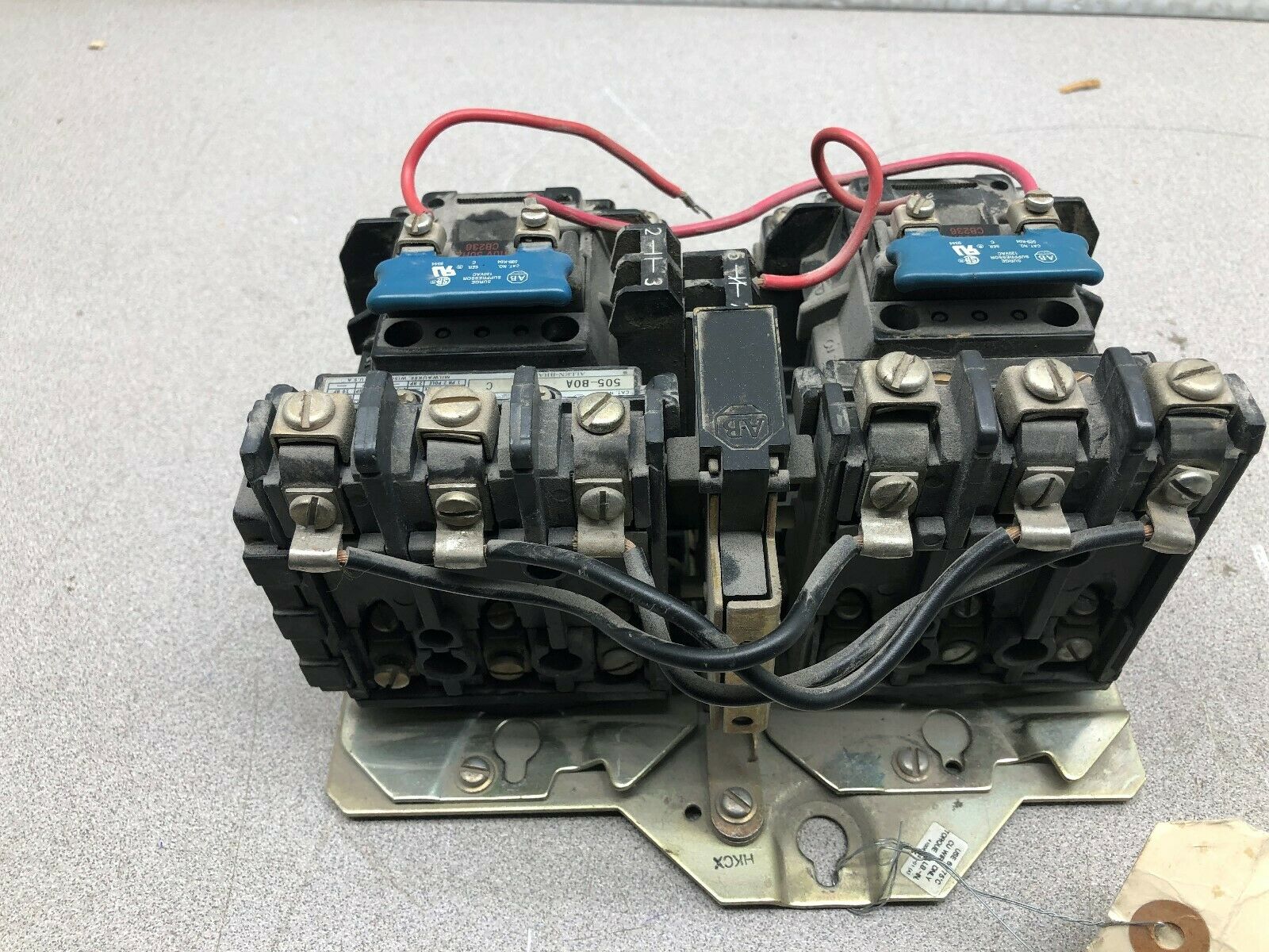 USED ALLEN BRADLEY SIZE 1 27 AMP 600 VAC 120 VAC COIL 3 POLE REVERSING CONTACTOR