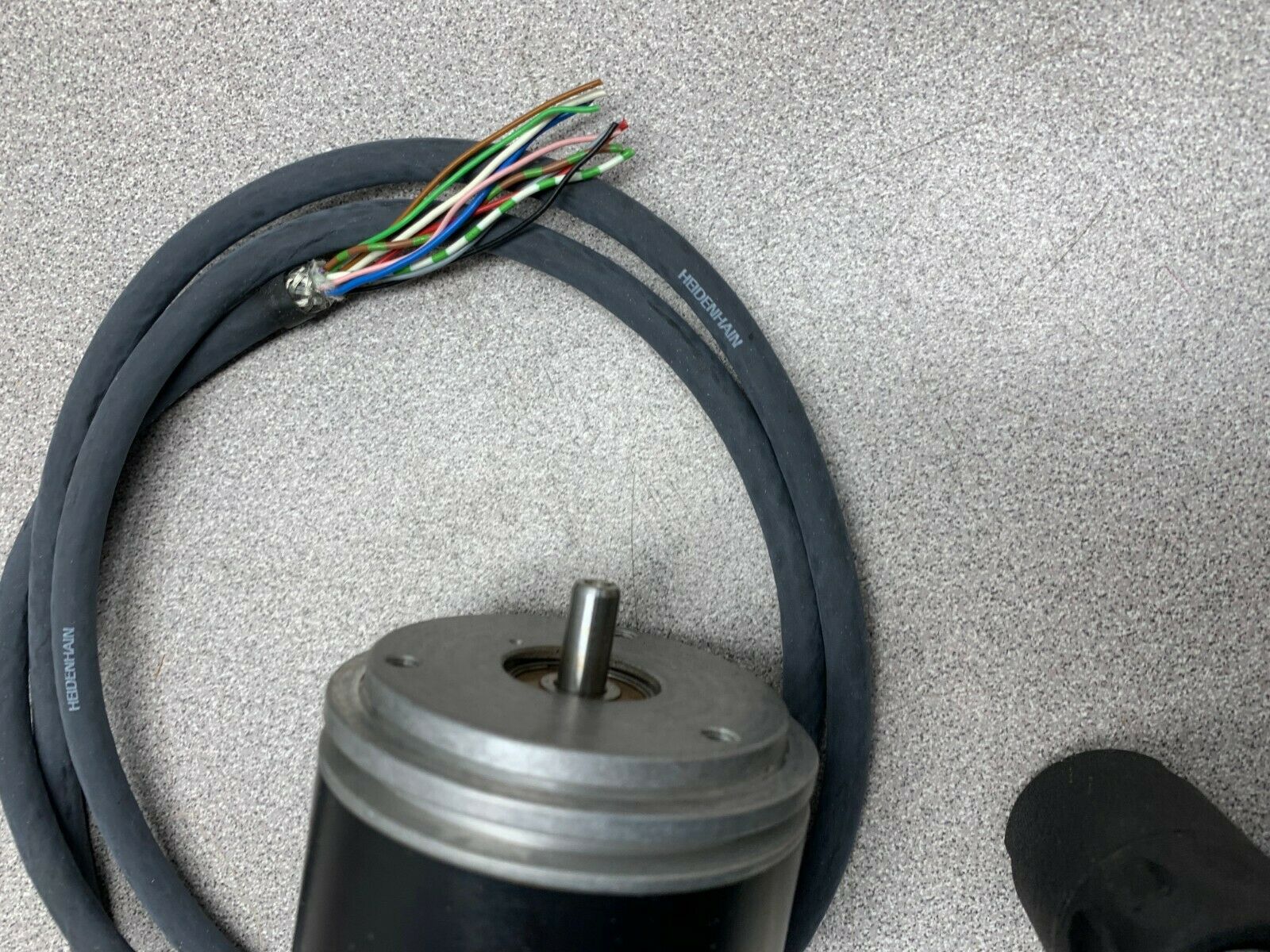 NEW IN BOX HEIDENHAIN 2516811E ENCODER 426.0003-1024