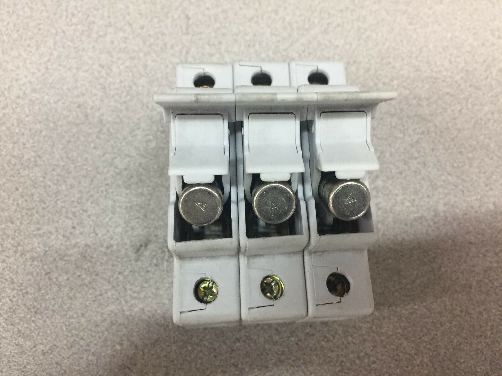 NEW NO BOX GOULD ULTRASAFE FUSABLE DISCONNECT 600V 30 AMP USM3