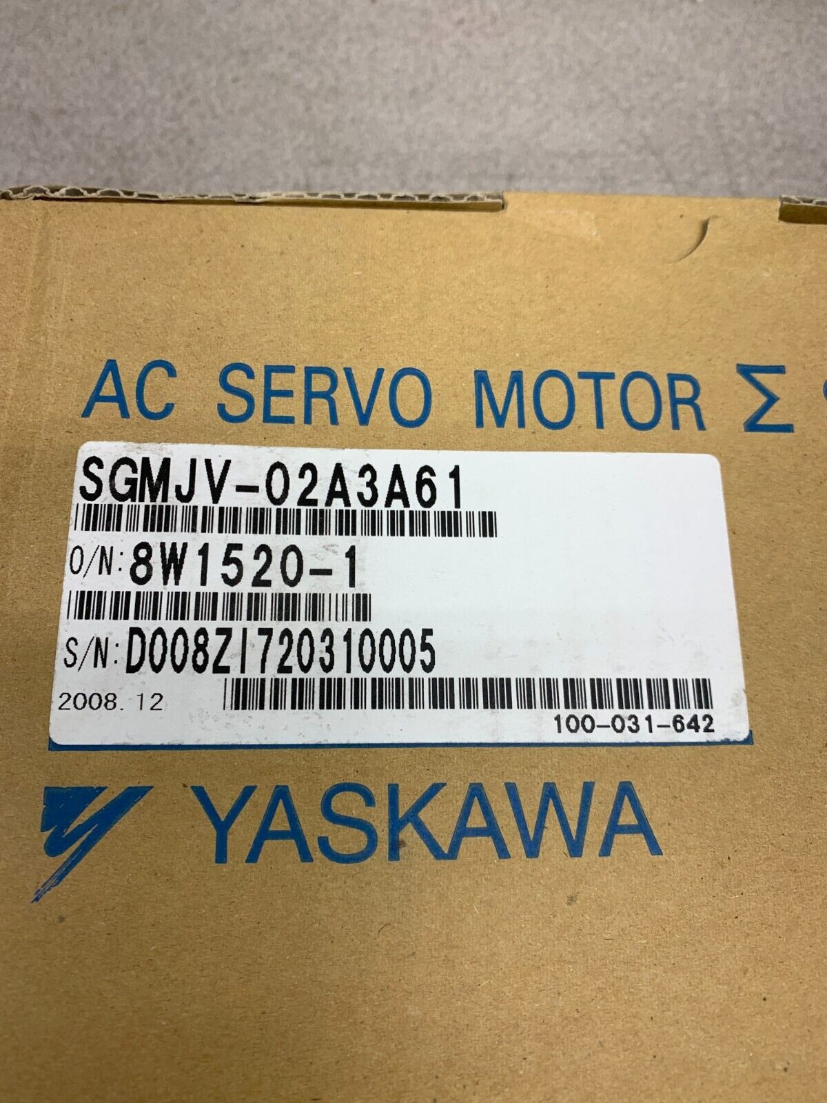 NEW IN BOX YASKAWA AC SERVO MOTOR SGMJV-02A3A61