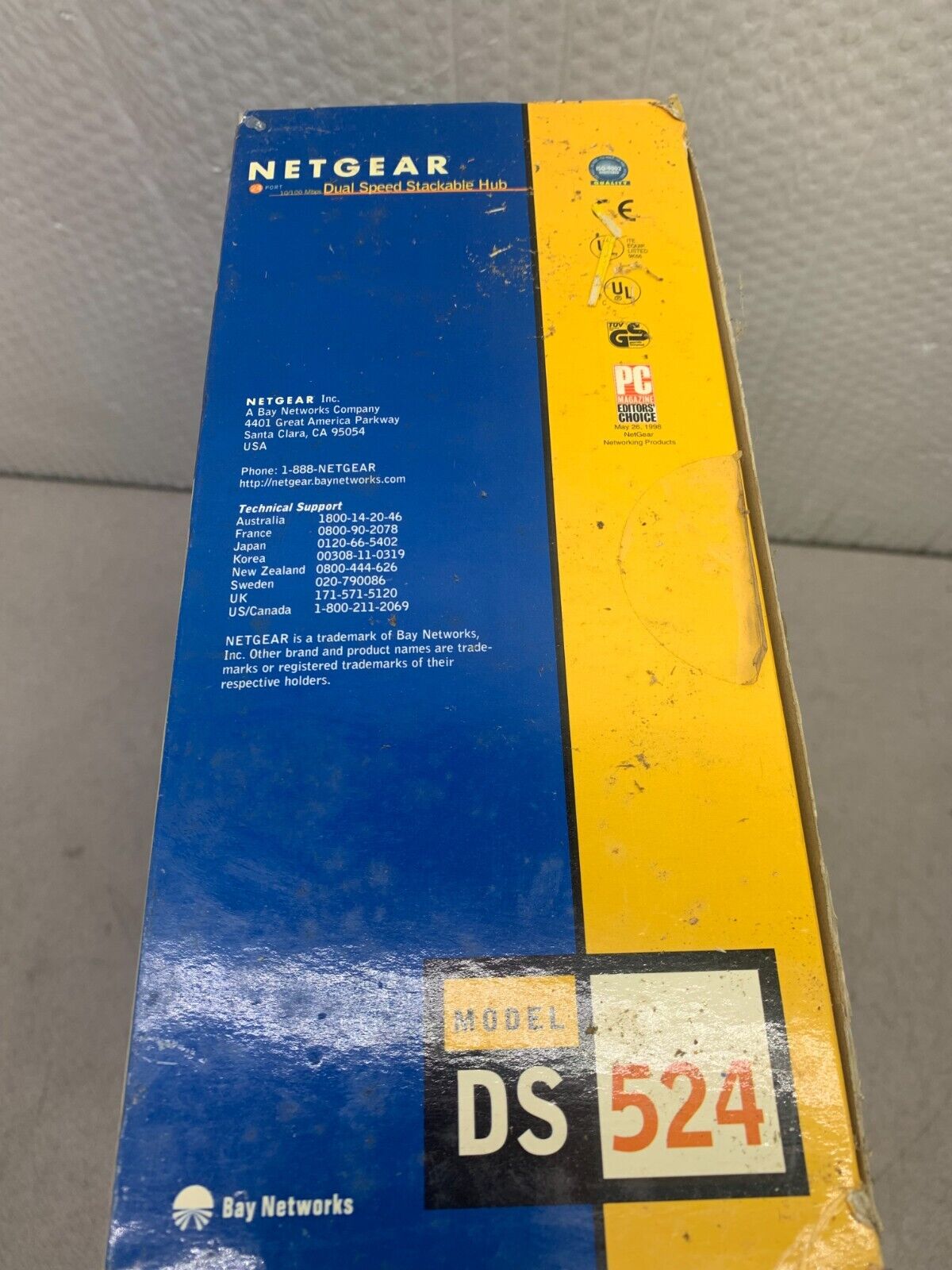 NEW IN BOX NETGEAR DUAL SPEED STACKABLE HUB DS524