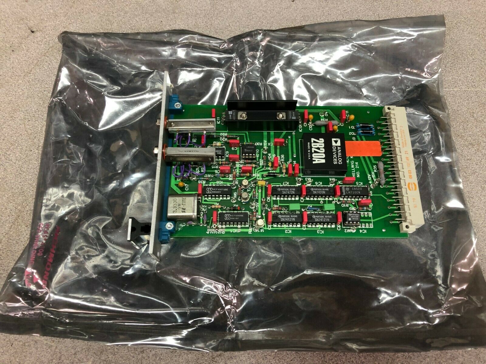 NEW NO BOX ANALOG DEVICES CIRCUIT BOARD DCTM-12 STROKE 305MM 2/90R