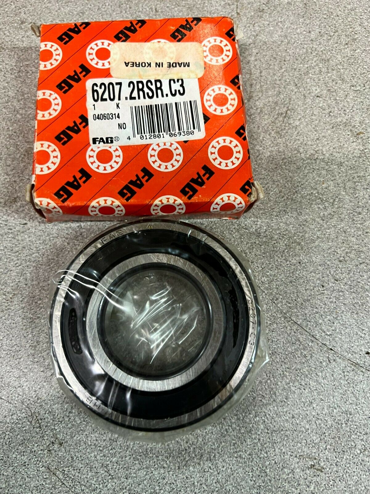 LOT OF 11 NEW IN BOX FAG 6207.C3 BALL BEARING 6207.2RSR.C3