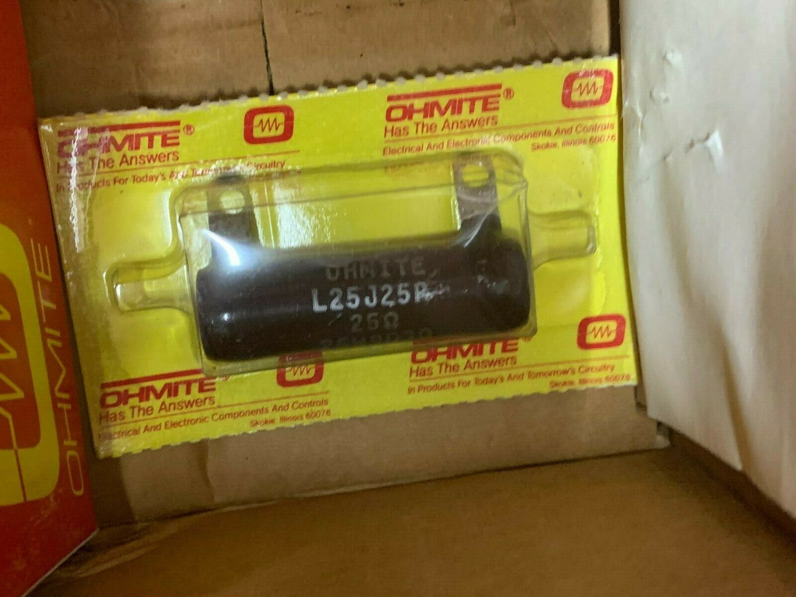 NEW IN BOX GENERAL ELECTRIC INDUSTRIAL SOLENOID CR9500C202A2A