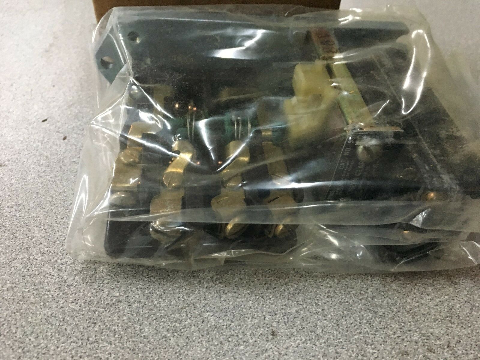 NEW IN BOX JOSLYN CLARK RELAY 5SG-76 WITH KPMF-1 AUXILIARY CONTACT