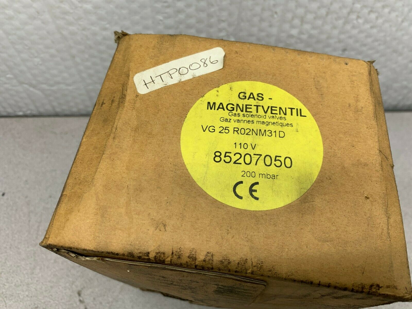 NEW IN BOX KROM SCHRODER GAS SOLENOID VALVE VG 25 R02NM31D