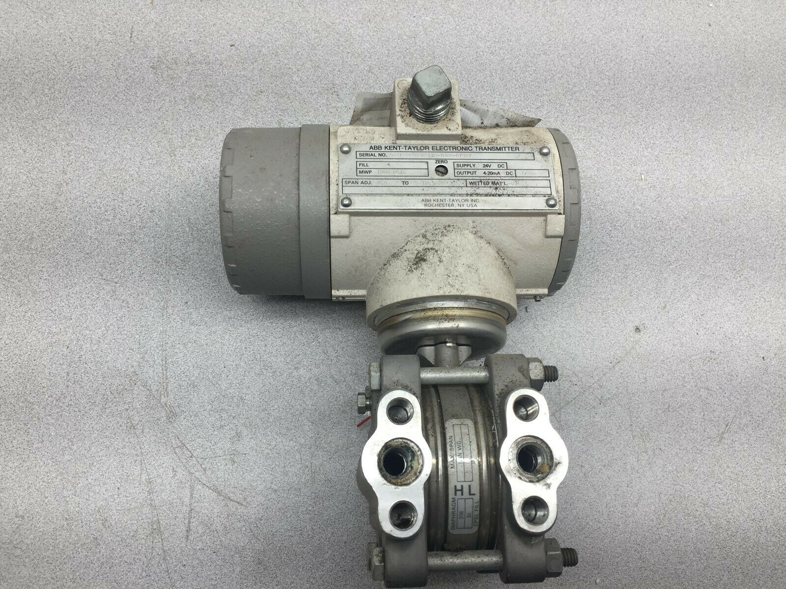 NEW NO BOX ABB KENT TAYLOR 1000 PSIG 0.8-5 IN H2O PRESSURE TRANSMITTER 42S1627J0