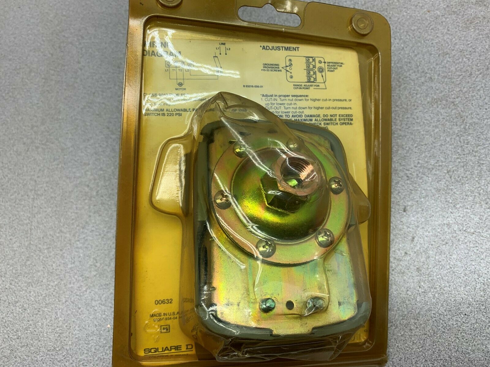 NEW NO BOX SQUARE D PRESSURE SWITCH FDG2J20CP