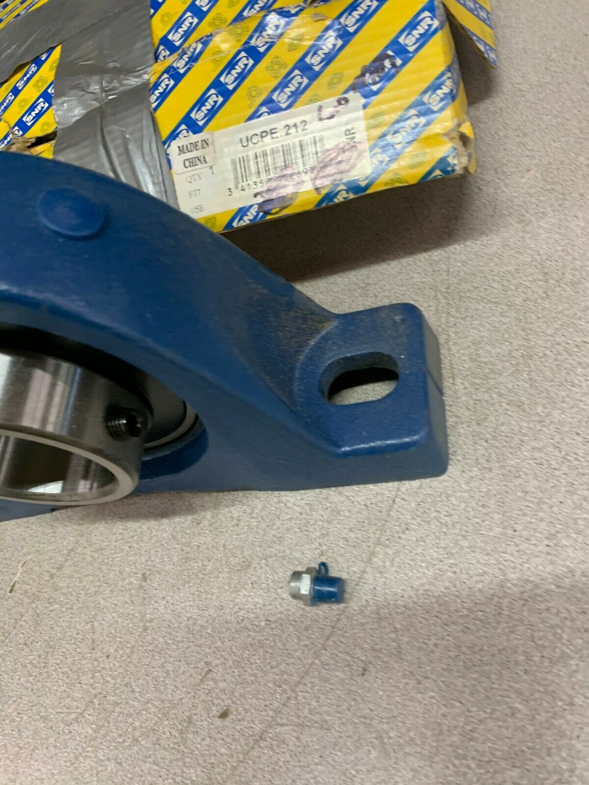 NEW SNR PILLOW BLOCK BEARING UCPE.212