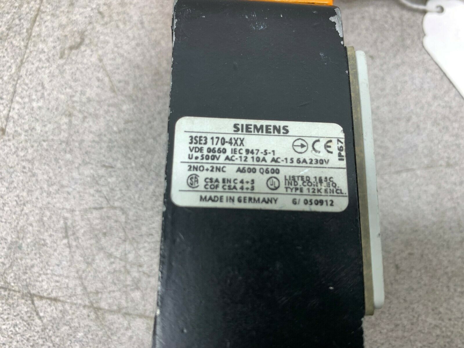 NEW NO BOX SIEMENS SWITCH 3SE3 170-4XX