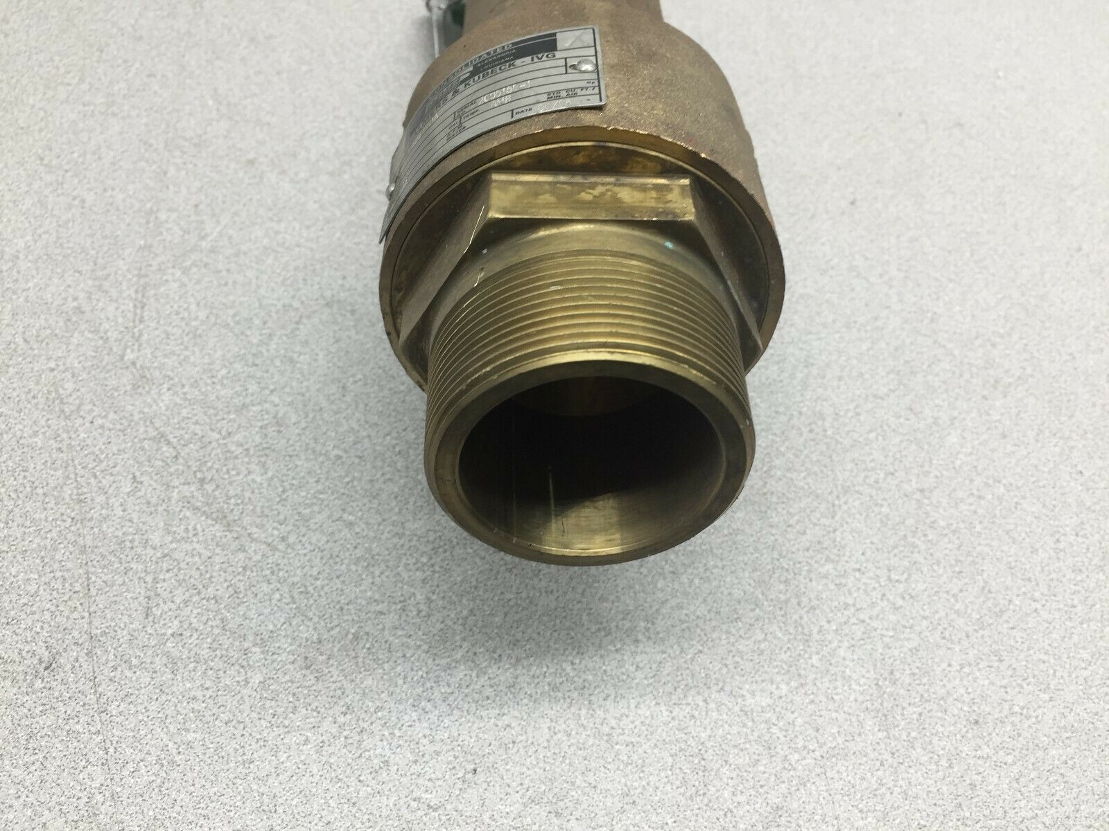 NEW NO BOX DRESSER 2" 125 PSI 236 GPM SAFETY RELIEF VALVE 2478H-DA