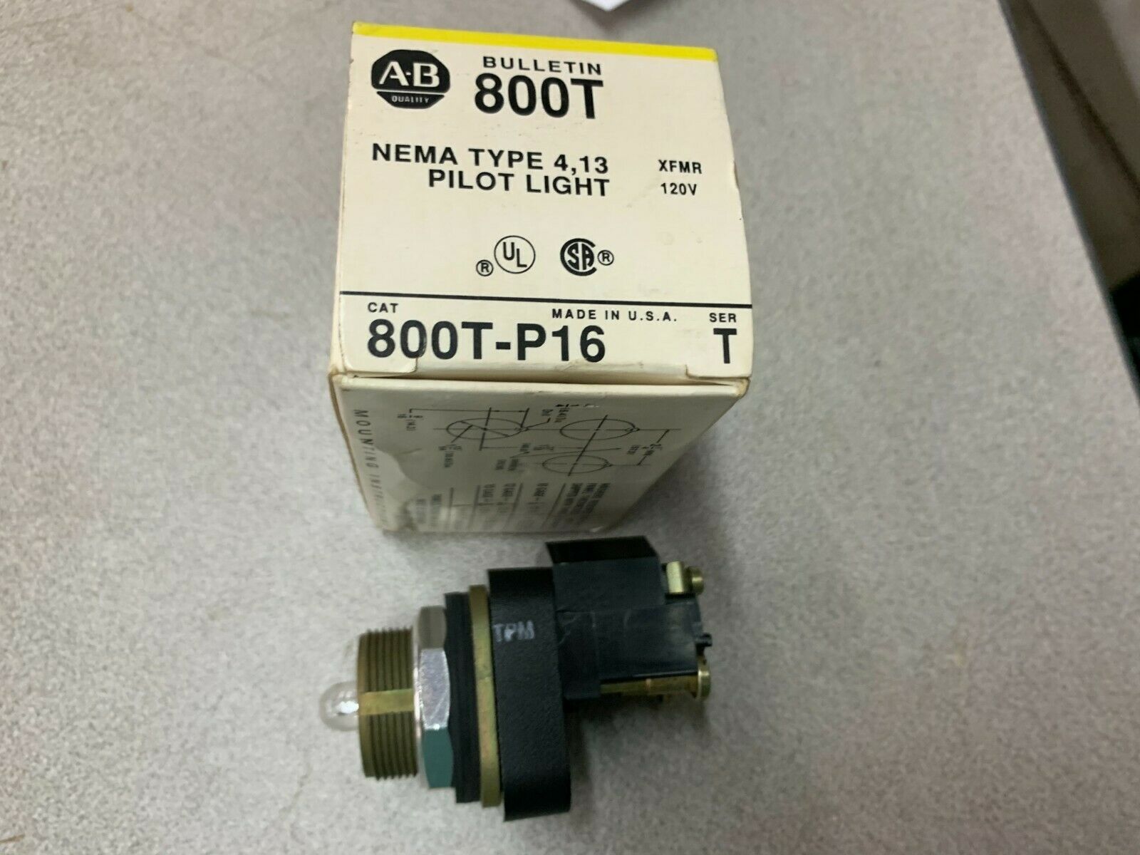 NEW IN BOX ALLEN BRADLEY PILOT LIGHT (NO LENS) 800T-P16