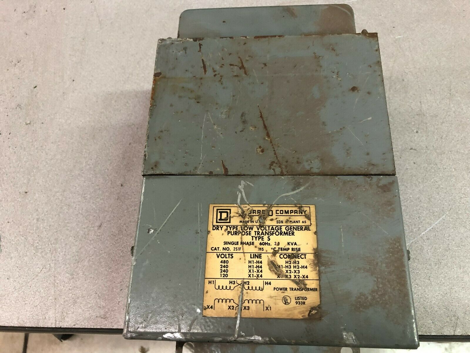 NEW NO BOX SQUARE D 2.0 KVA 480/240 VAC PRI 240/120 VAC SEC TYPE S DRY TYPE TRAN