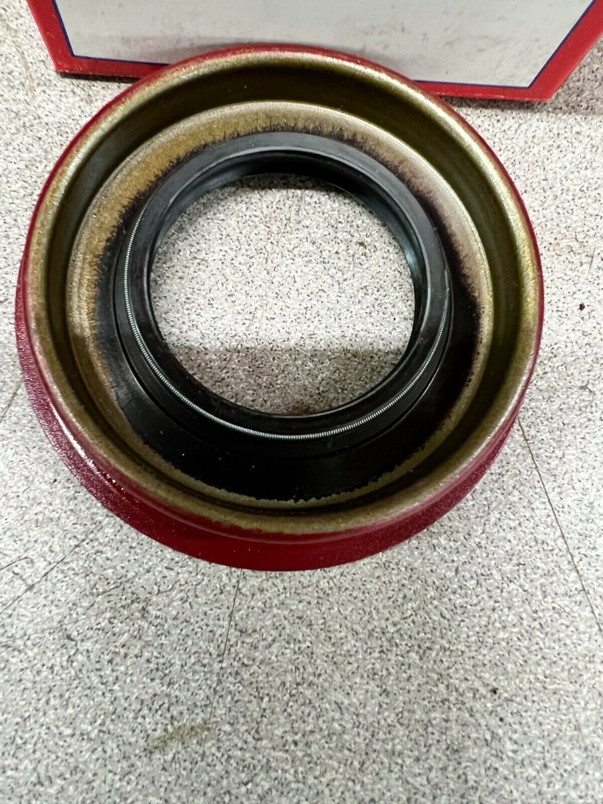 LOT OF 2 NEW IN BOX ABI OILSEAL 4762N