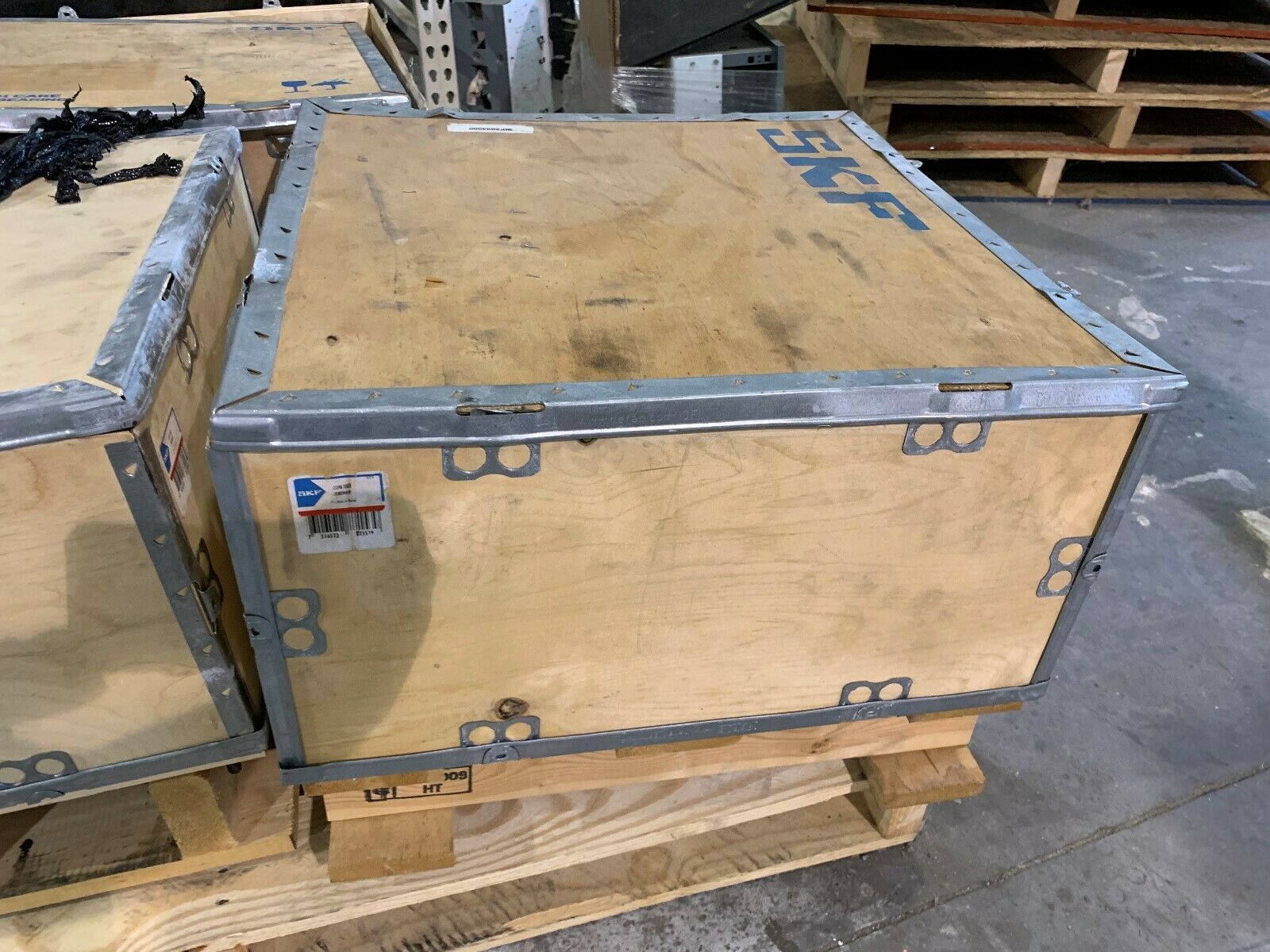 NEW IN BOX SKF SPHERICAL ROLLER BEARING 23248 CACK /C482W64F