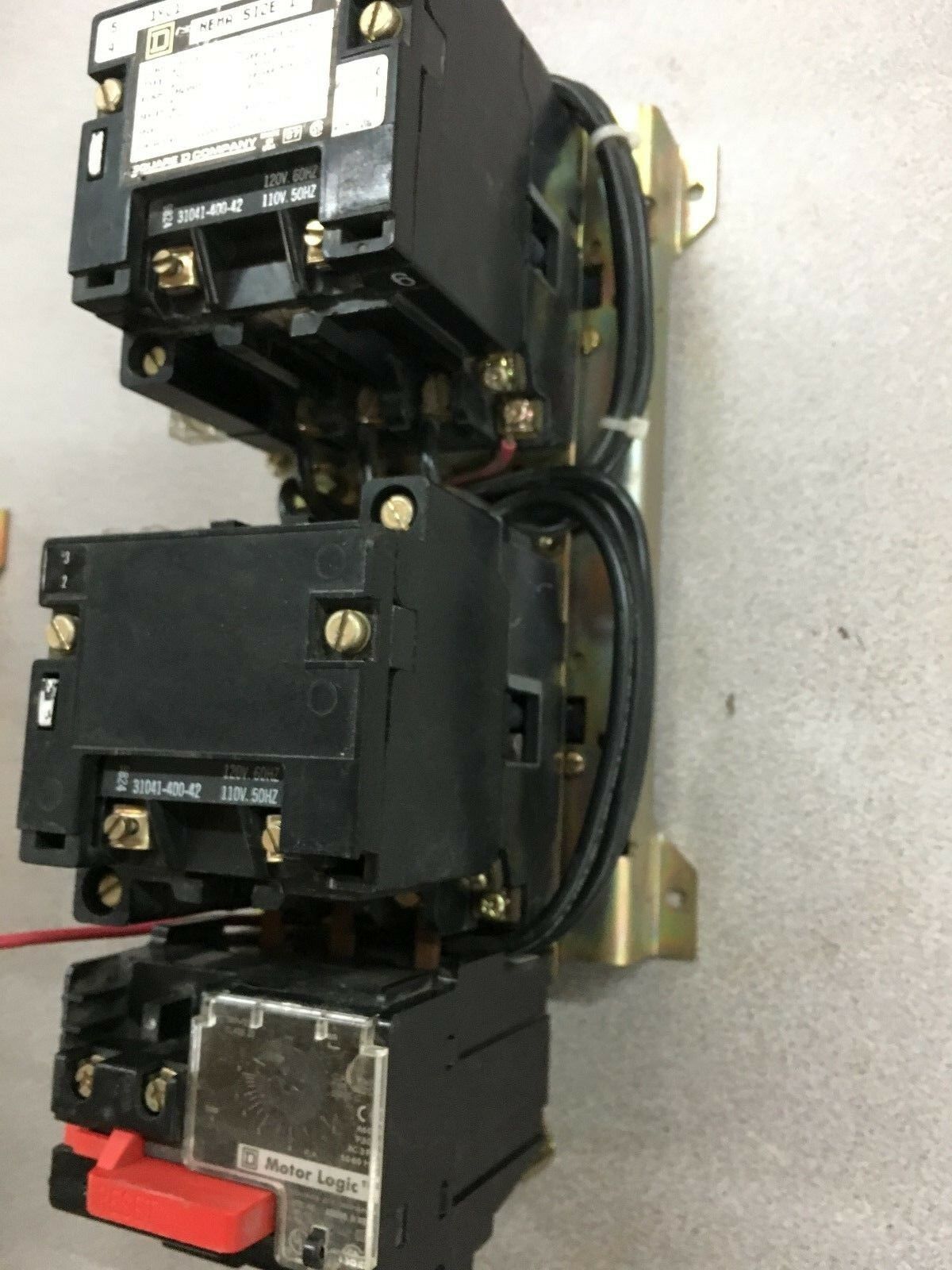 NEW SQUARE D SIZE 1 CONTACTOR 8736 SC07 FORM H200S WITH 9065 SSC20 MOTORLOGIC