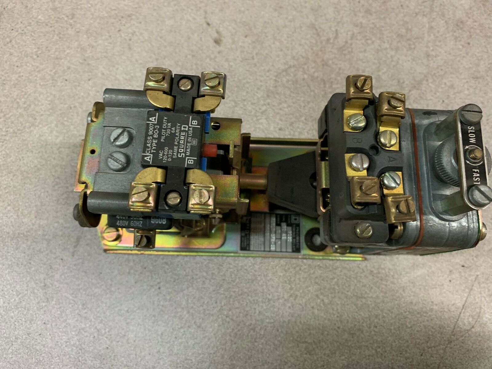 NEW NO BOX SQUARE D RELAY 9050 B02E SERIES E