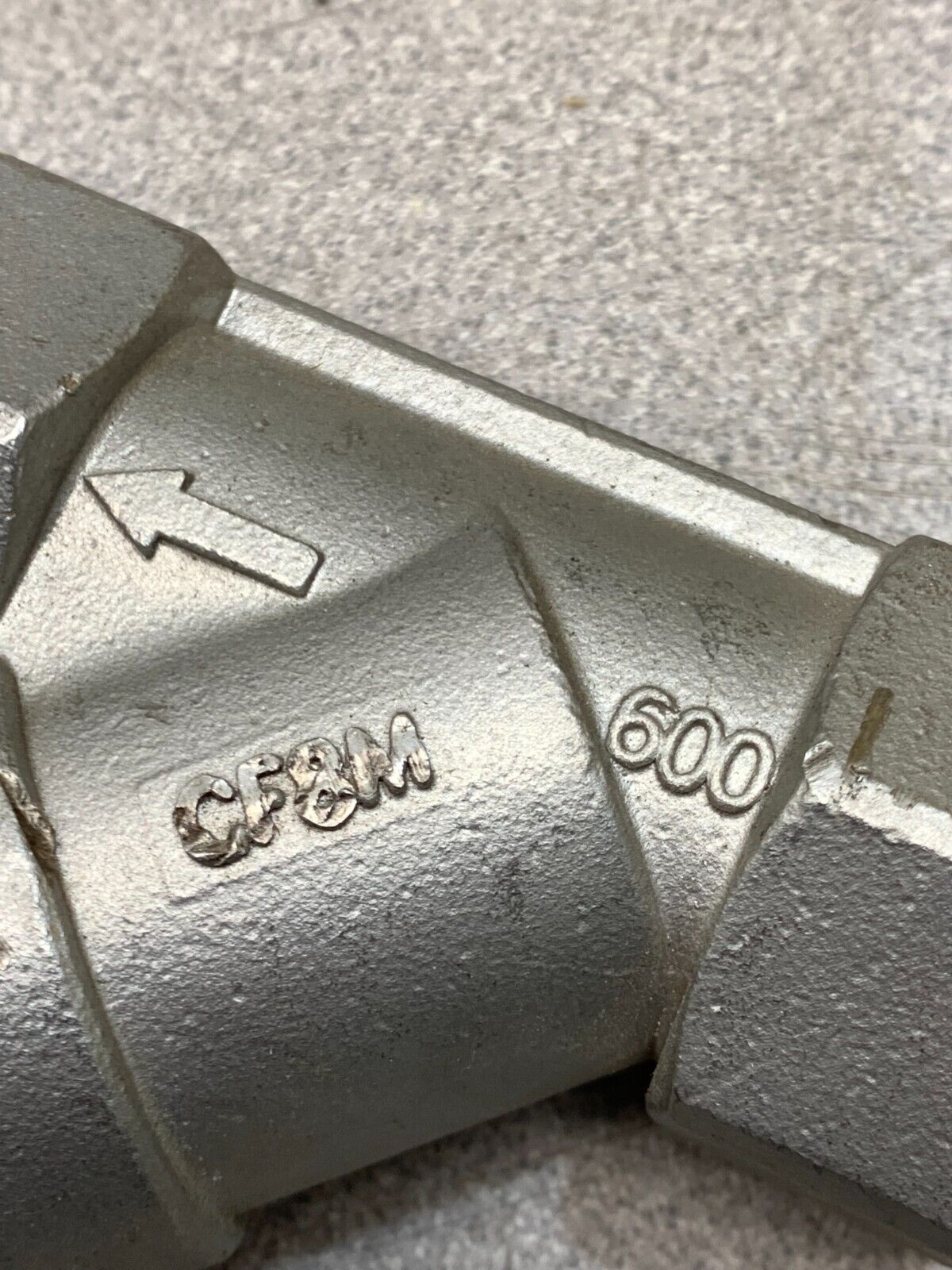 NEW UNBRANDED STAINLESS 1/2" CHECK VALVE CF8M 600