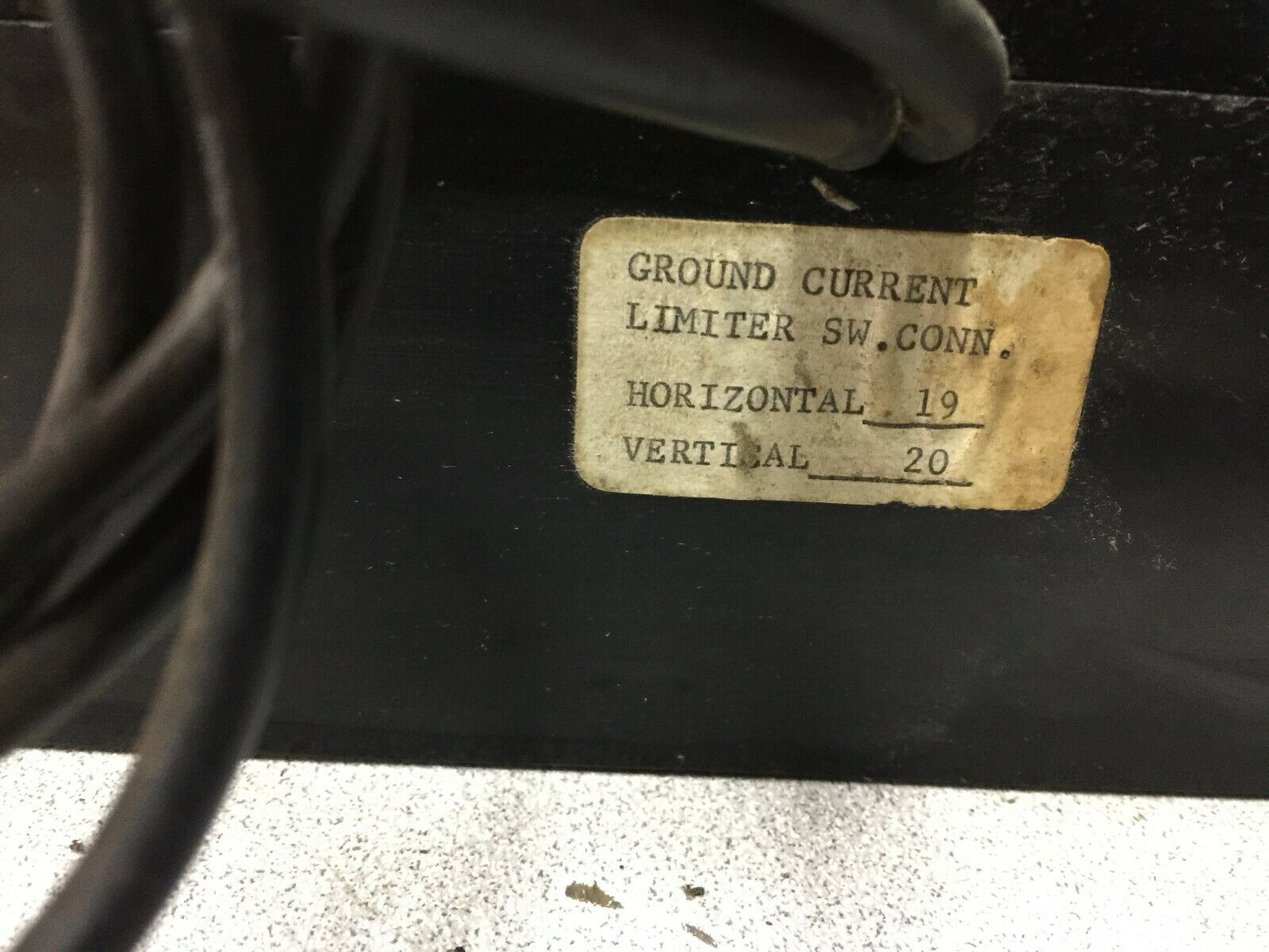 USED WESTINGHOUSE 800 AMP 3 POLE 250 VDC BREAKER 49E-2153