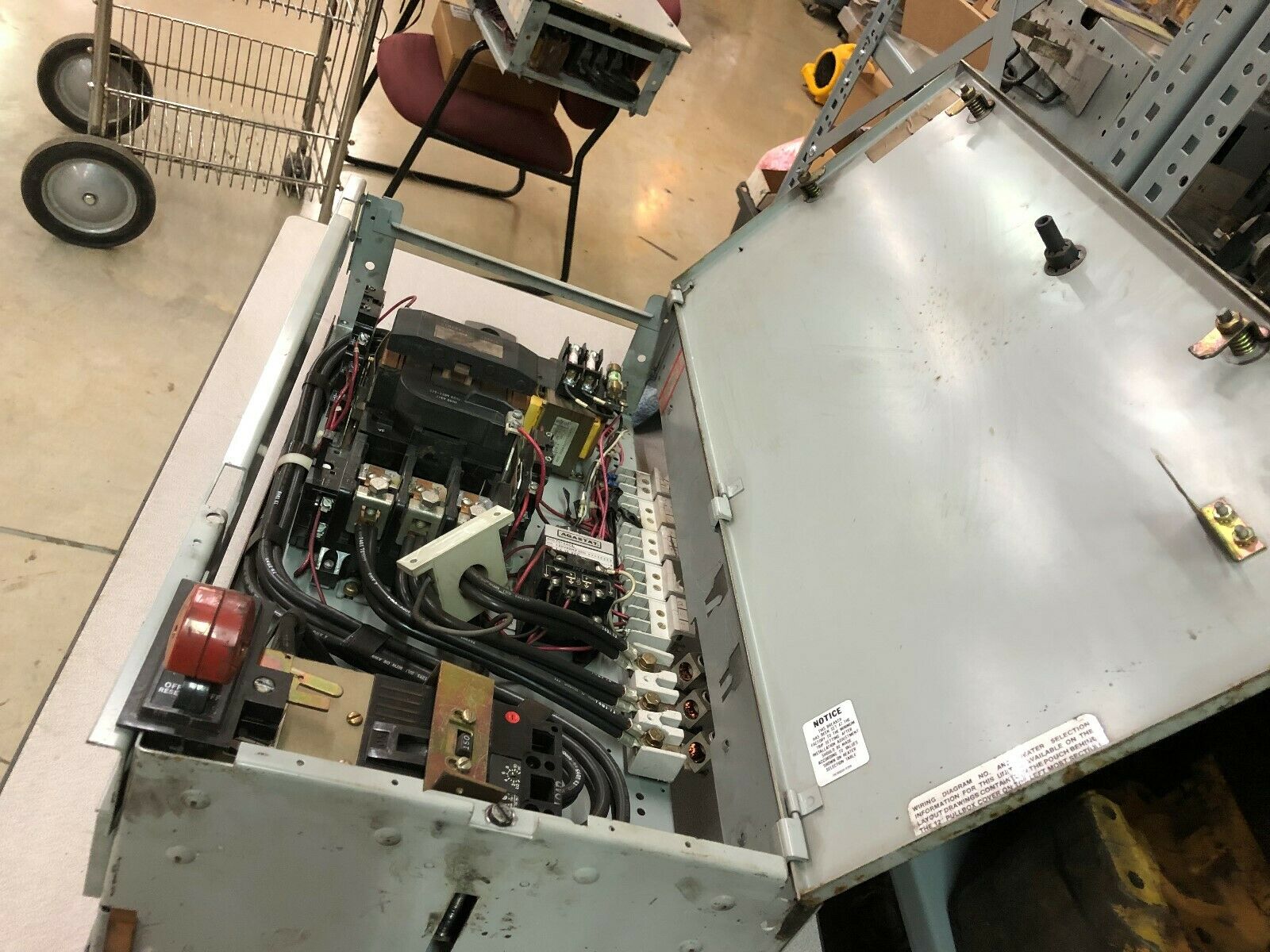 USED GE 8000 FVNR SIZE 4 75 HP 480 VAC 120 VAC COIL 30" MCC BUCKET 596X0830F01 A