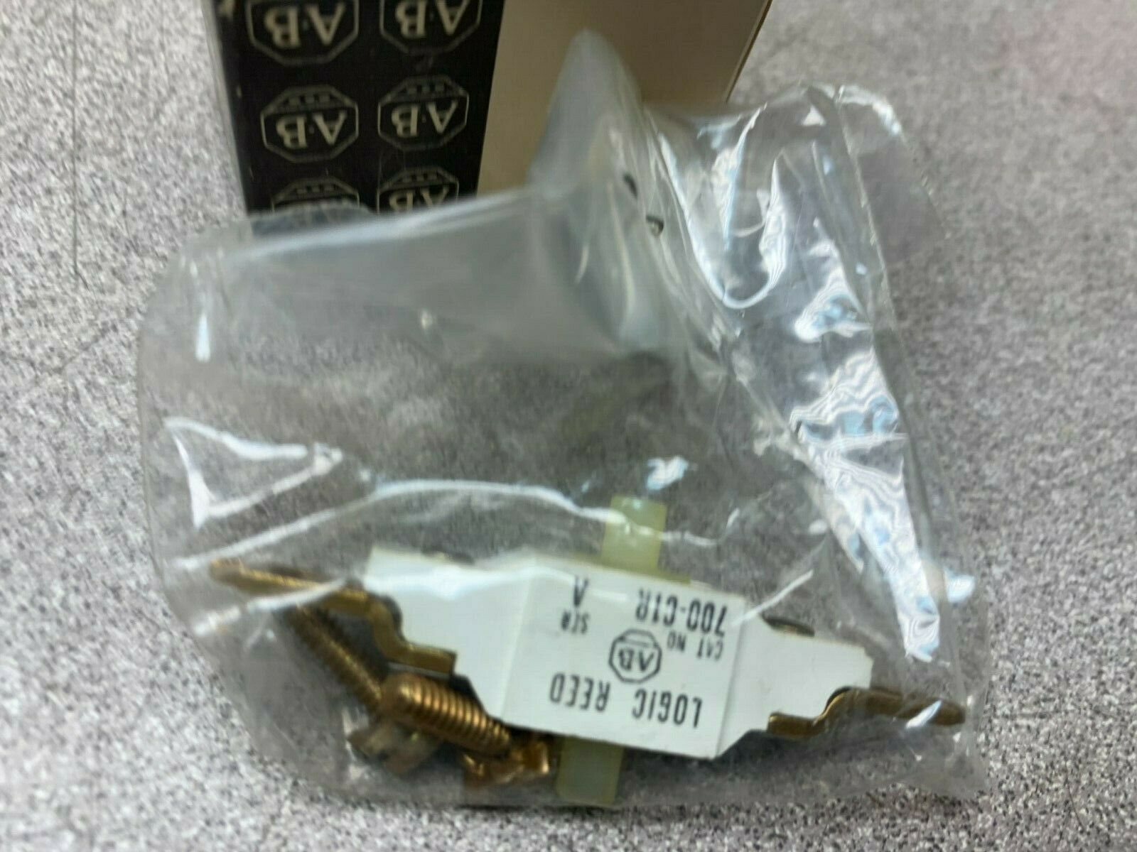 LOT OF 4 NEW IN BOX ALLEN BRADLEY REAR DECK CARTRIDGE 700-C1R SERIES A