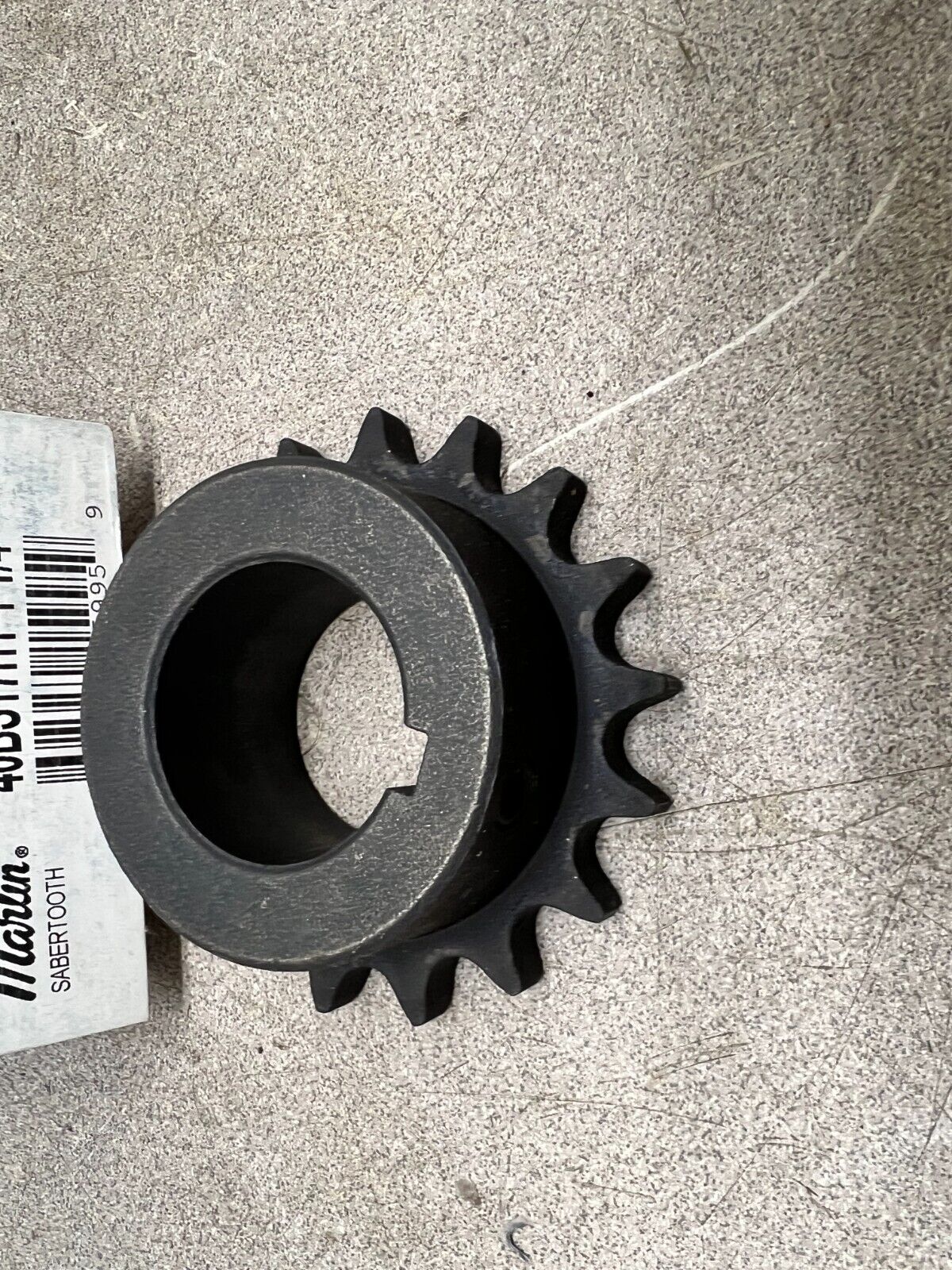 LOT OF 2 NEW IN BOX MARTIN SPROCKET 40BS17HT 1 1/4