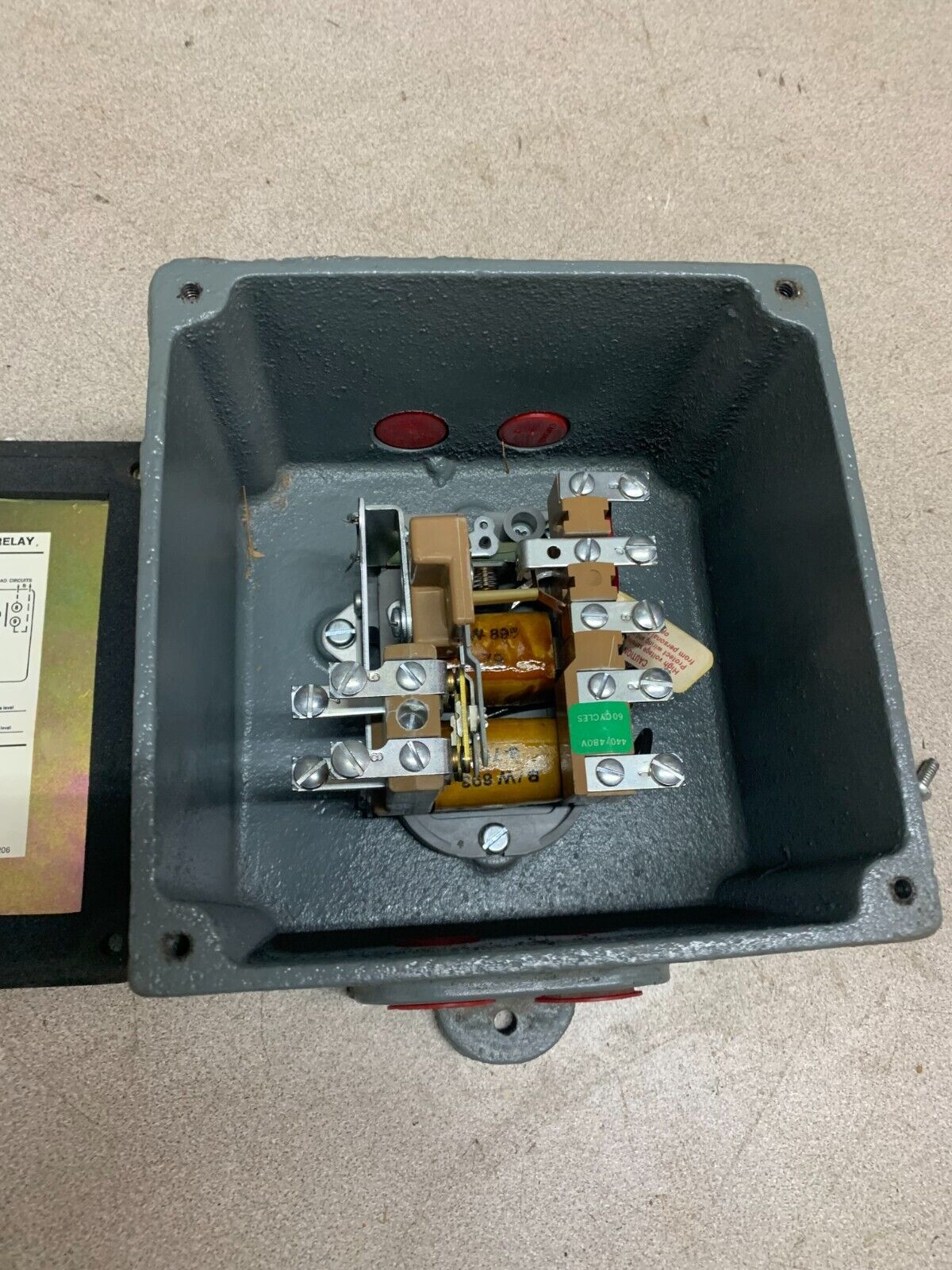 NEW NO BOX BW CONTROLS LIQUID LEVEL CONTROL RELAY TYPE 2LH WITH ENCLOSURE