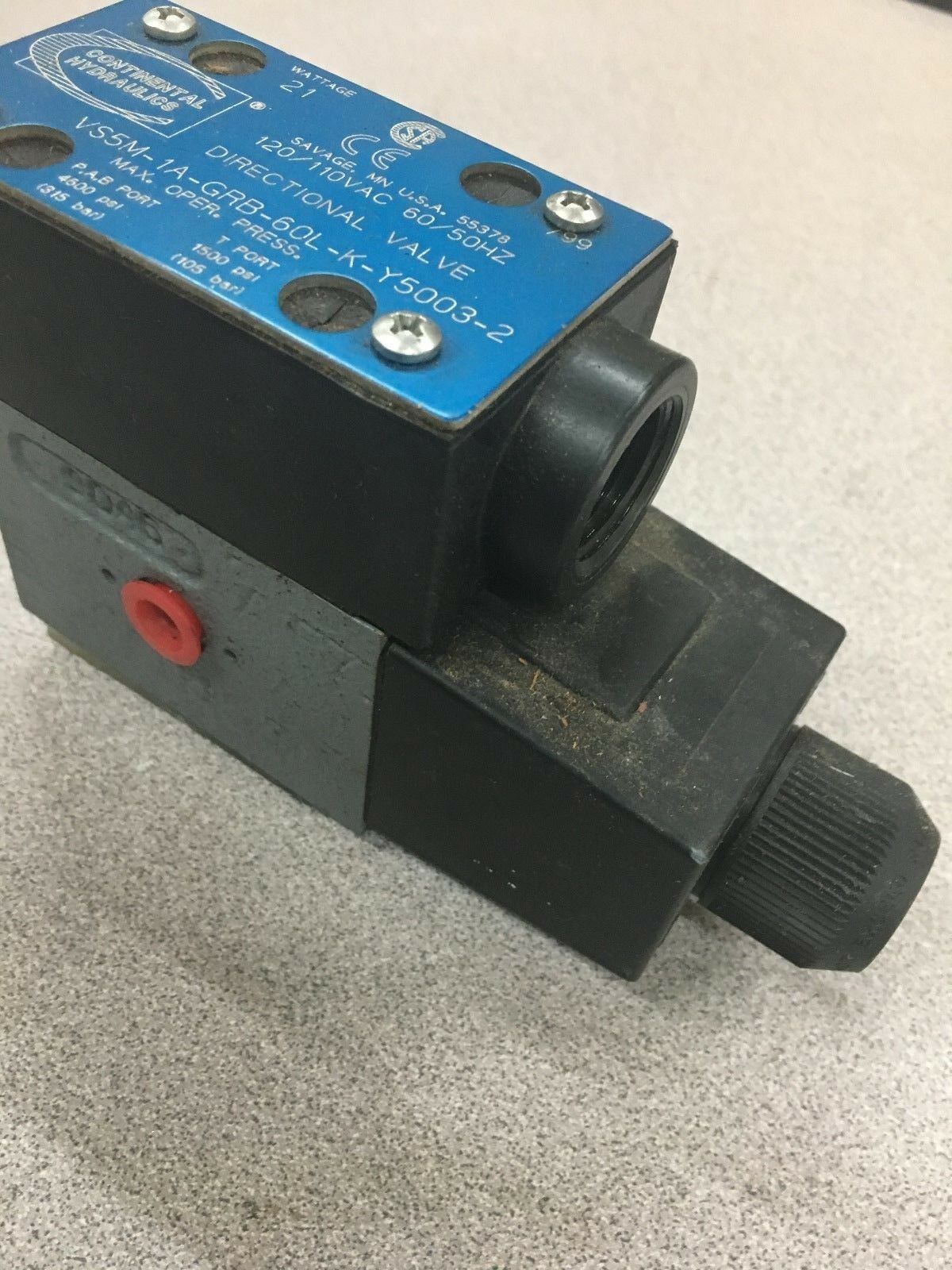 NEW NO BOX CONTINENTAL HYDRAULICS DIRECTIONAL VALVE VS5M-1A-GRB-60L-K-Y5003-2