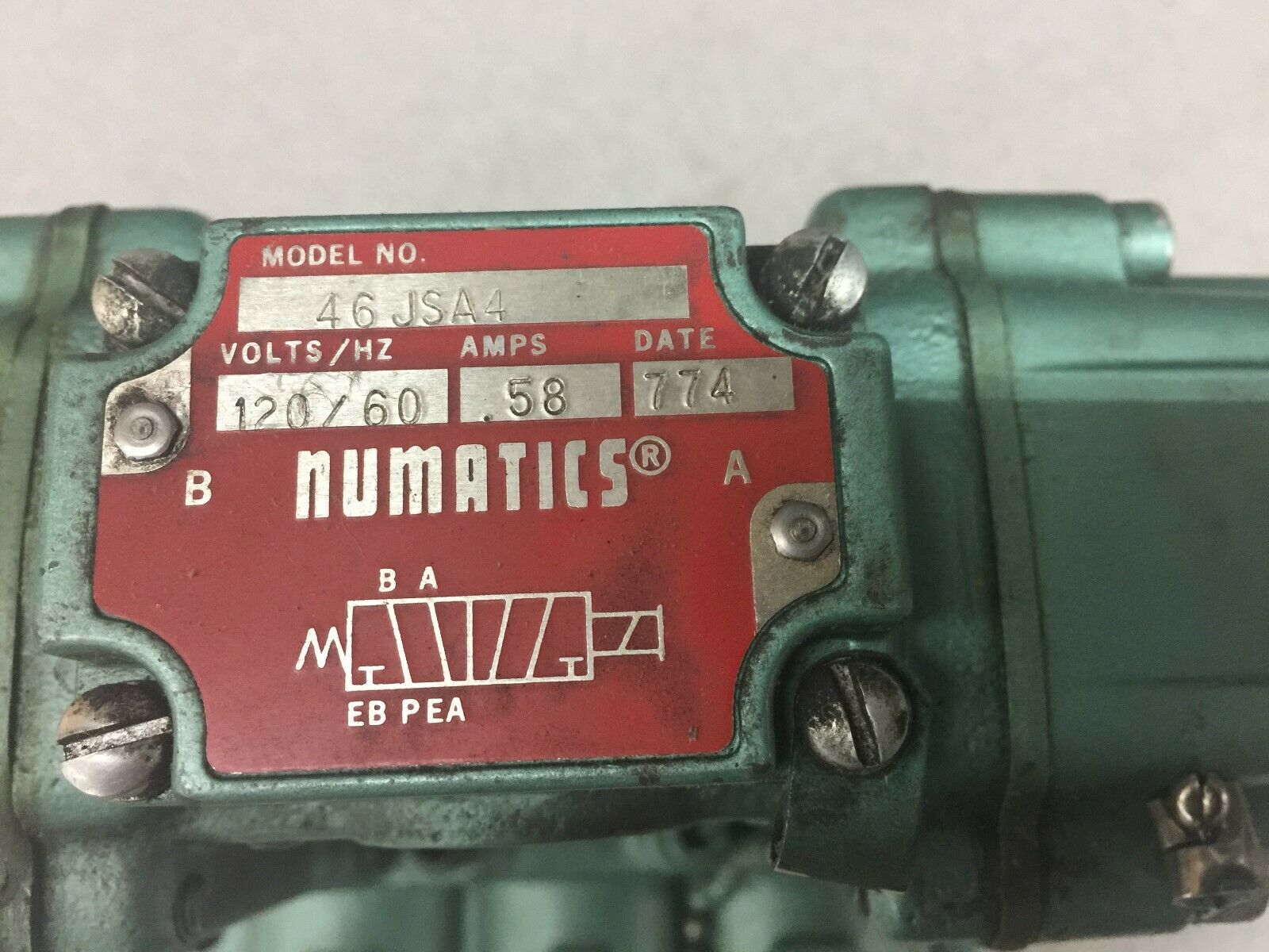 USED NUMATICS 120VAC COIL PNUMATIC SOLENOID VALVE 46JSA4