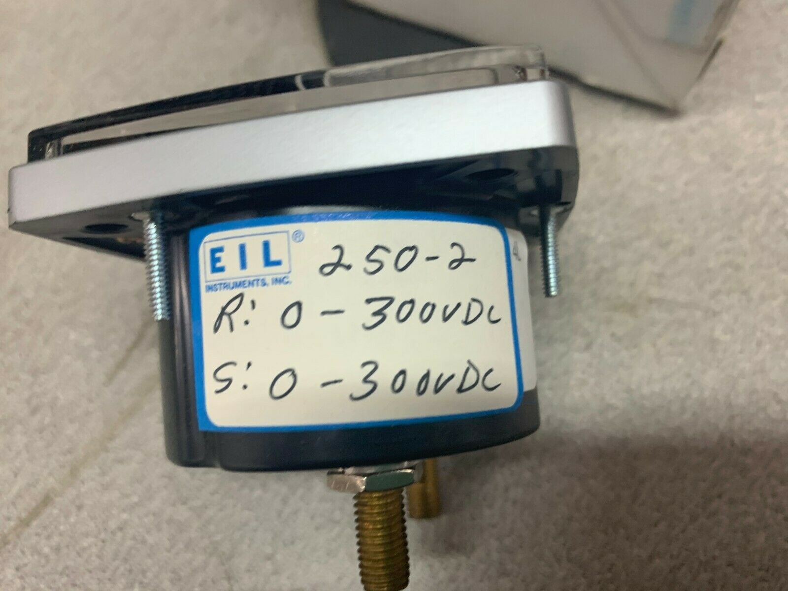 NEW IN BOX YOKAGAWA 0-300 DCV METER 250-2