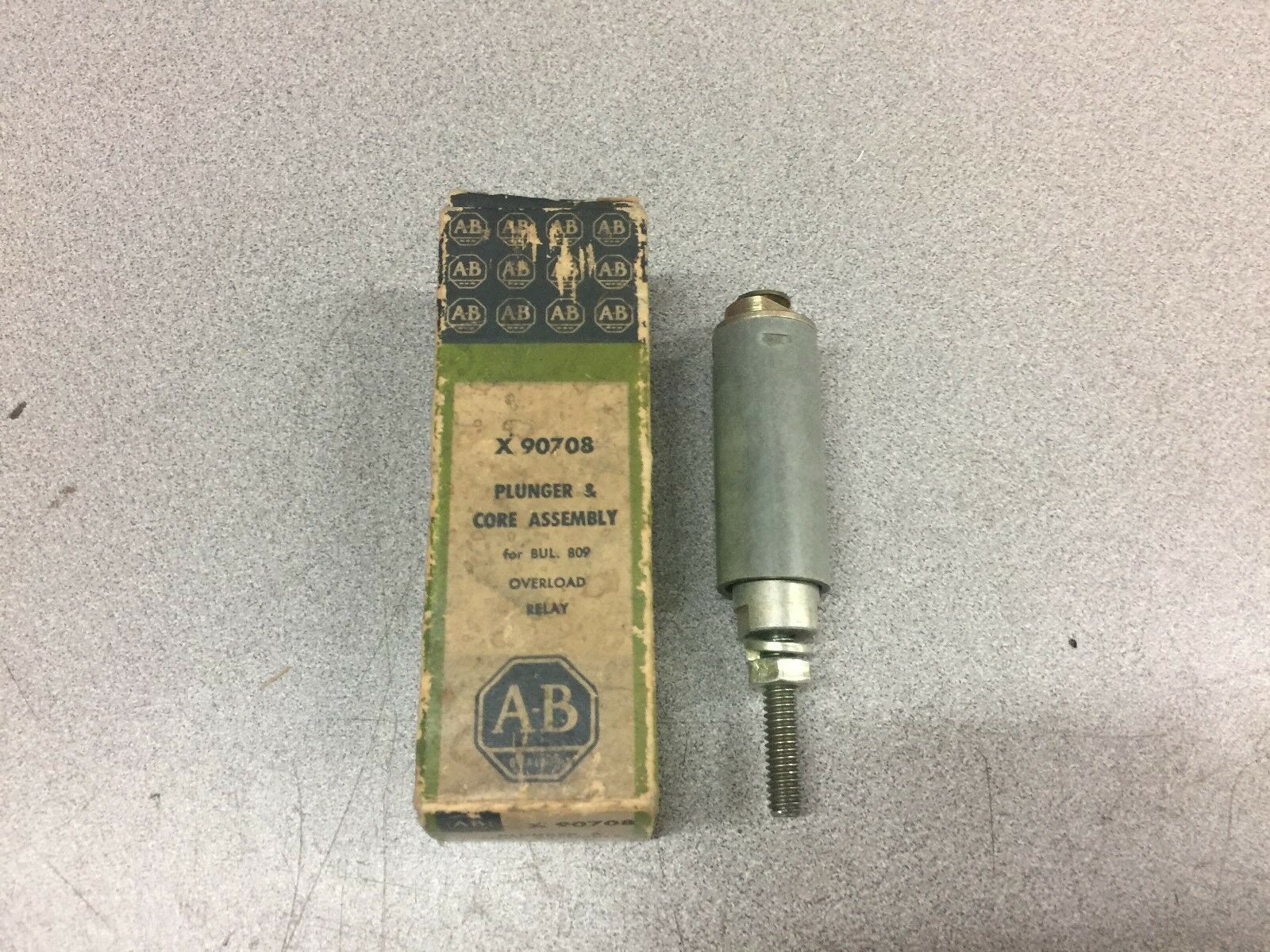 NEW IN BOX ALLEN BRADLEY PLUNGER AND CORE ASSY. X90708