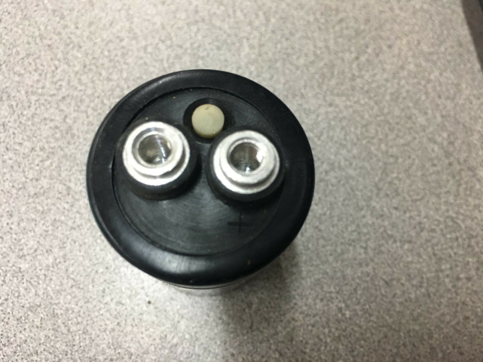 NEW NO BOX LOT OF 3 KENDELL CAPACITOR K01 050472