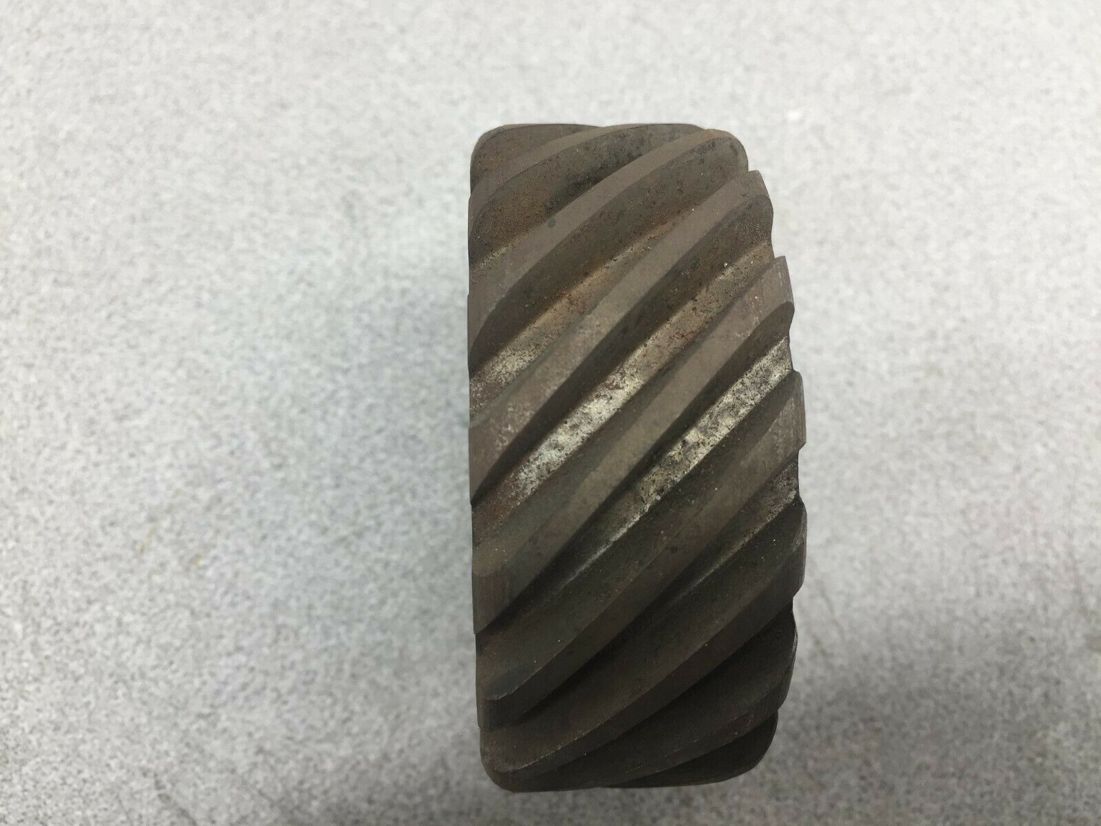 NEW NO BOX BOSTONGEAR HELICAL GEAR H-618-L