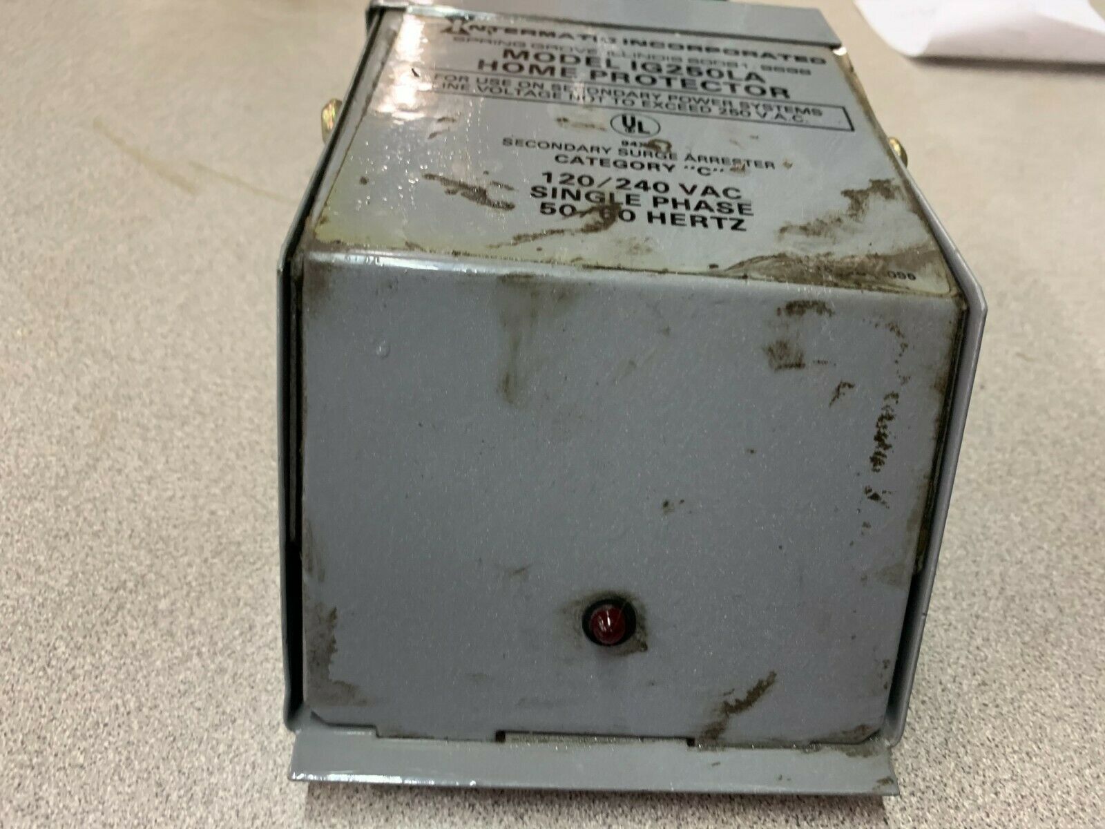 NEW NO BOX INTERMATIC SURGE ARRESTER IG250LA