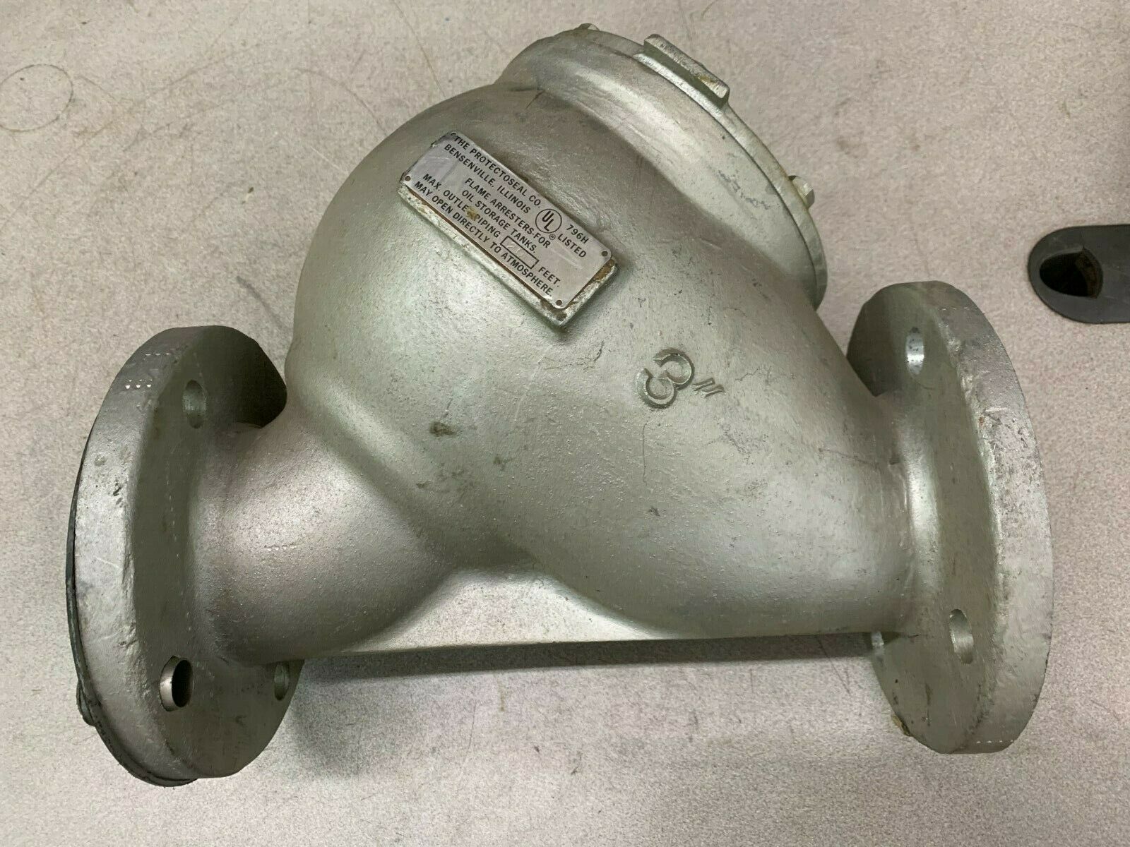 NEW NO BOX PROTECTOSEAL 3" VALVE 4953F