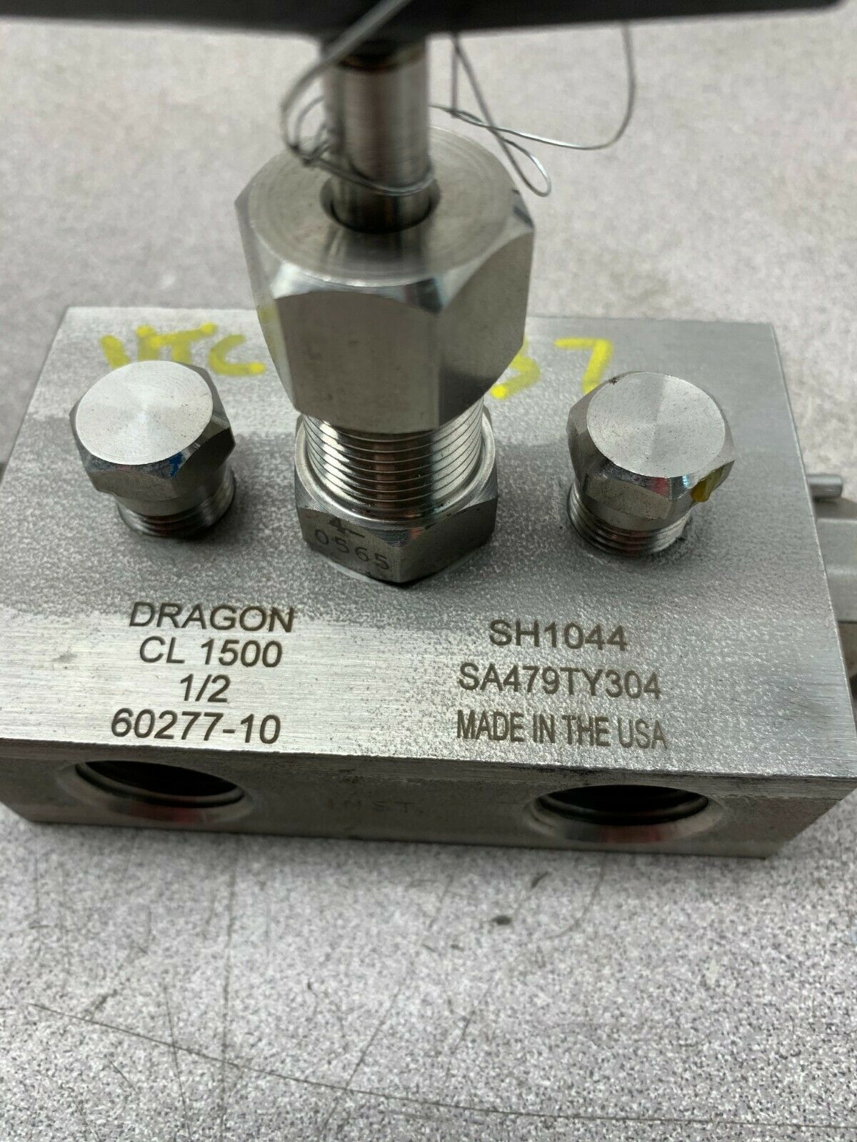 NEW NO BOX DRAGON CL 1500 60277-10 MANIFOLD SH1044 SA479TY304