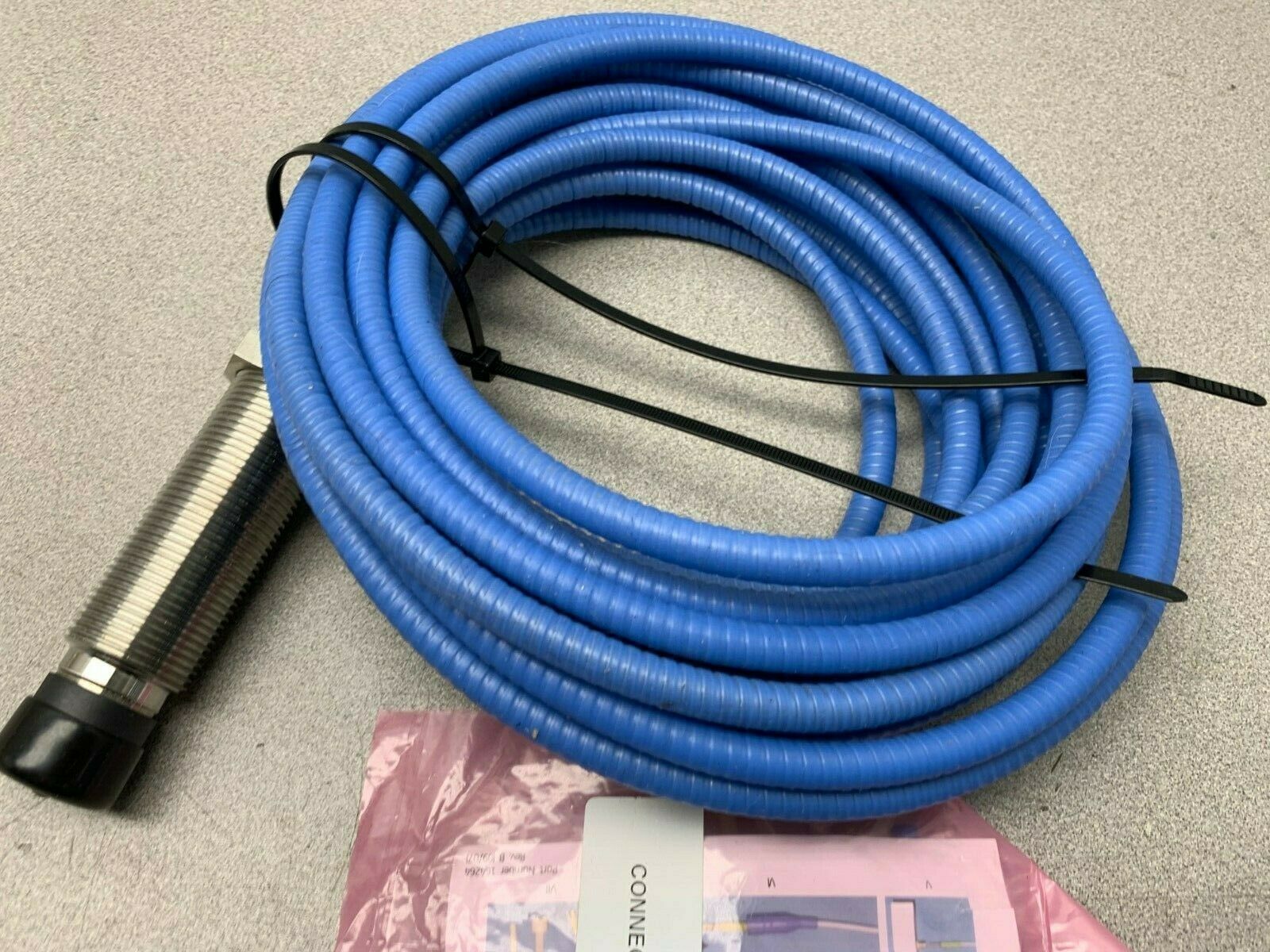 NEW NO BOX BENTLY NEVADA 3300 XL 25MM PROBE 330851-01-000-040-90-01-00