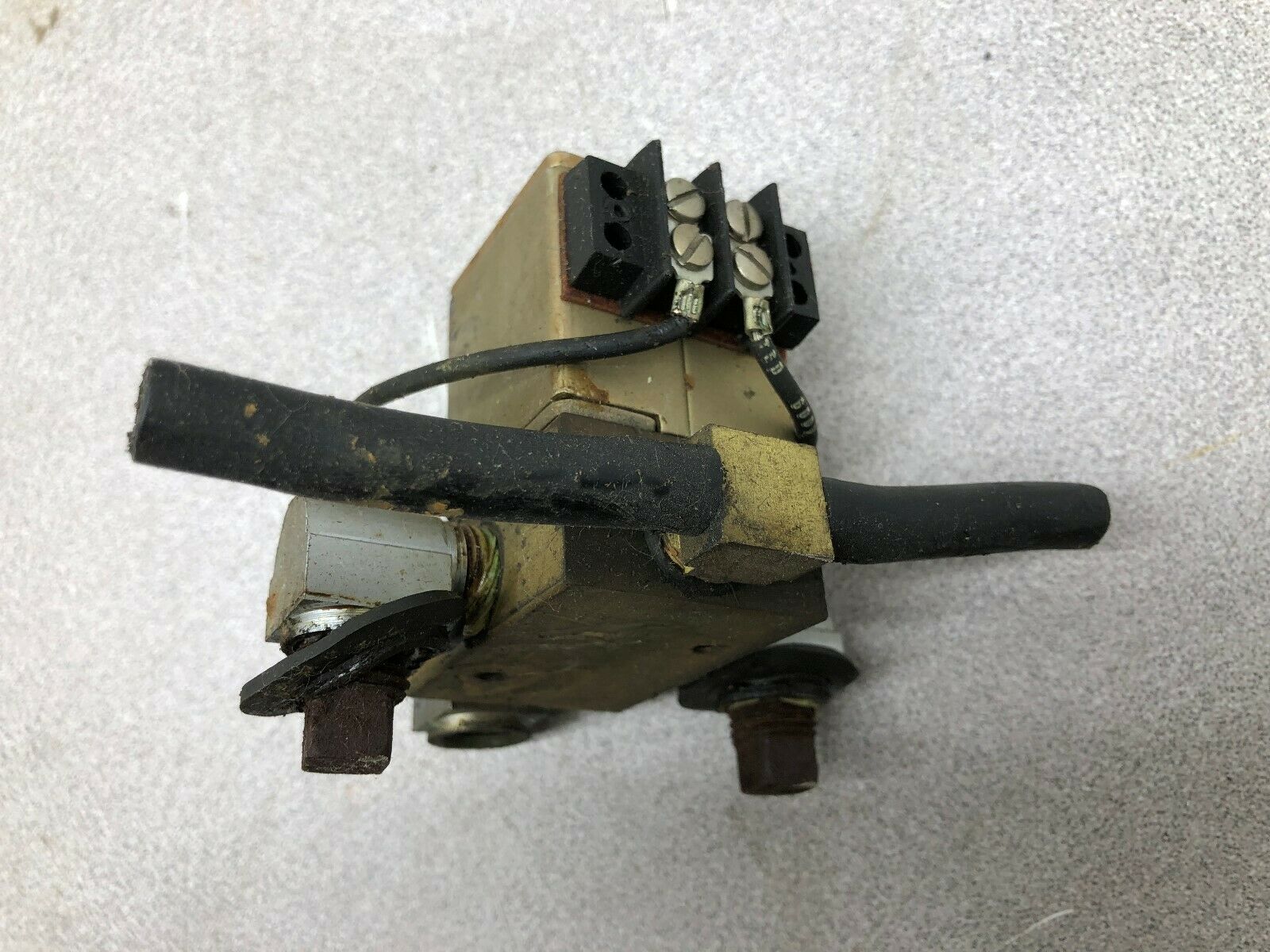 USED VALCOR 115 VAC 125 PSI SOLENOID VALVE SV1000-4