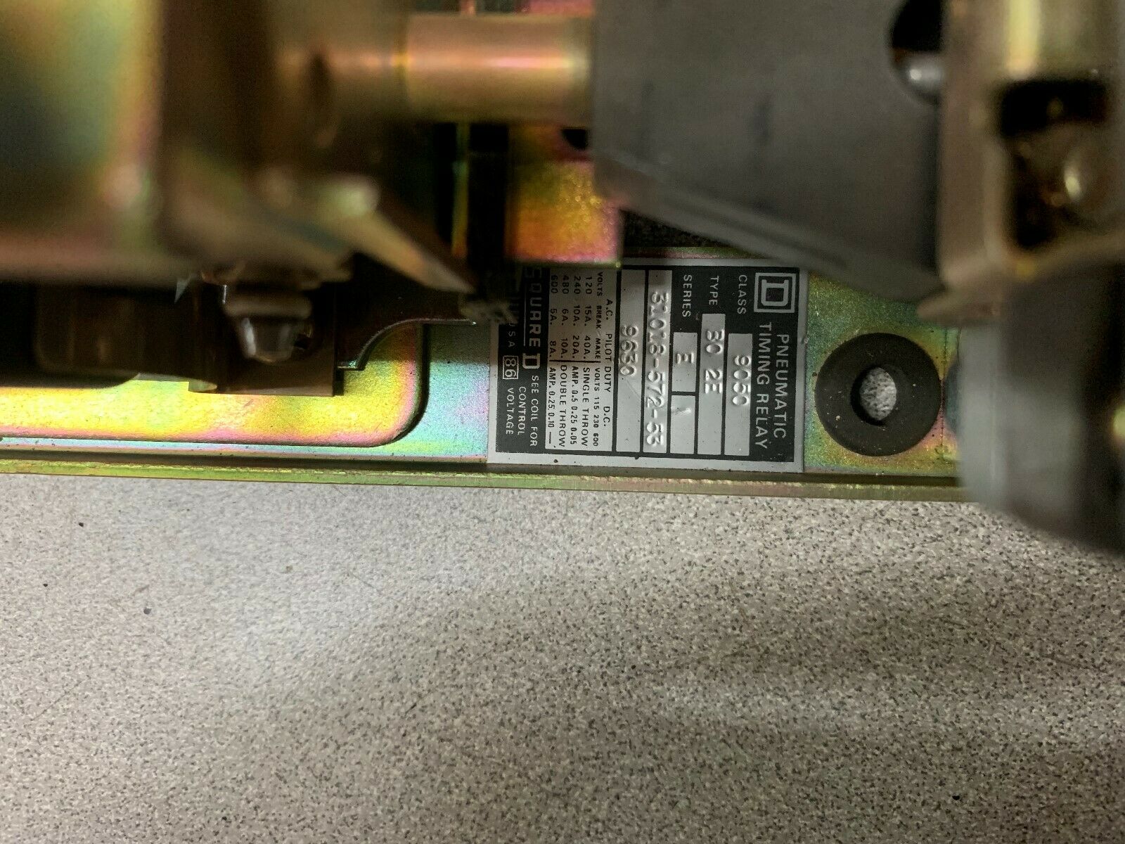 NEW NO BOX SQUARE D RELAY 9050 B02E SERIES E