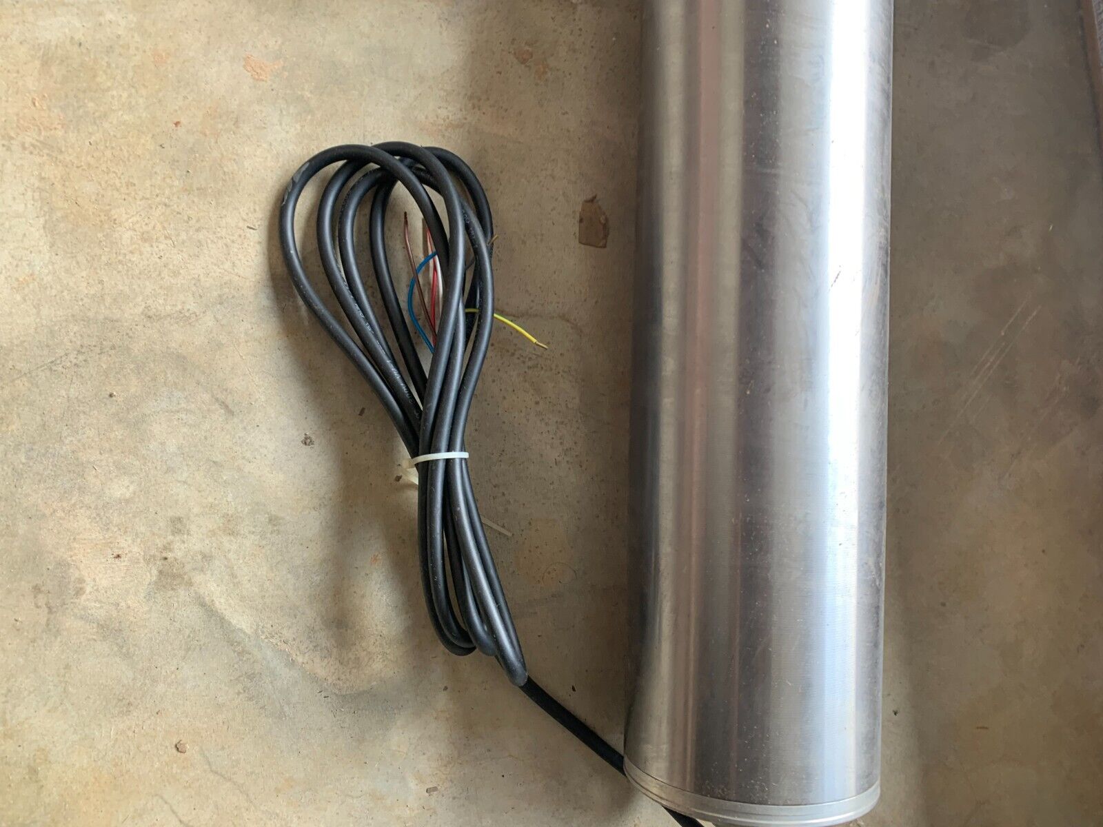 NEW INTERROLL 115/230V. CONVEYOR ROLLER MOTOR 060508 TYPE 6259 MODEL 113S