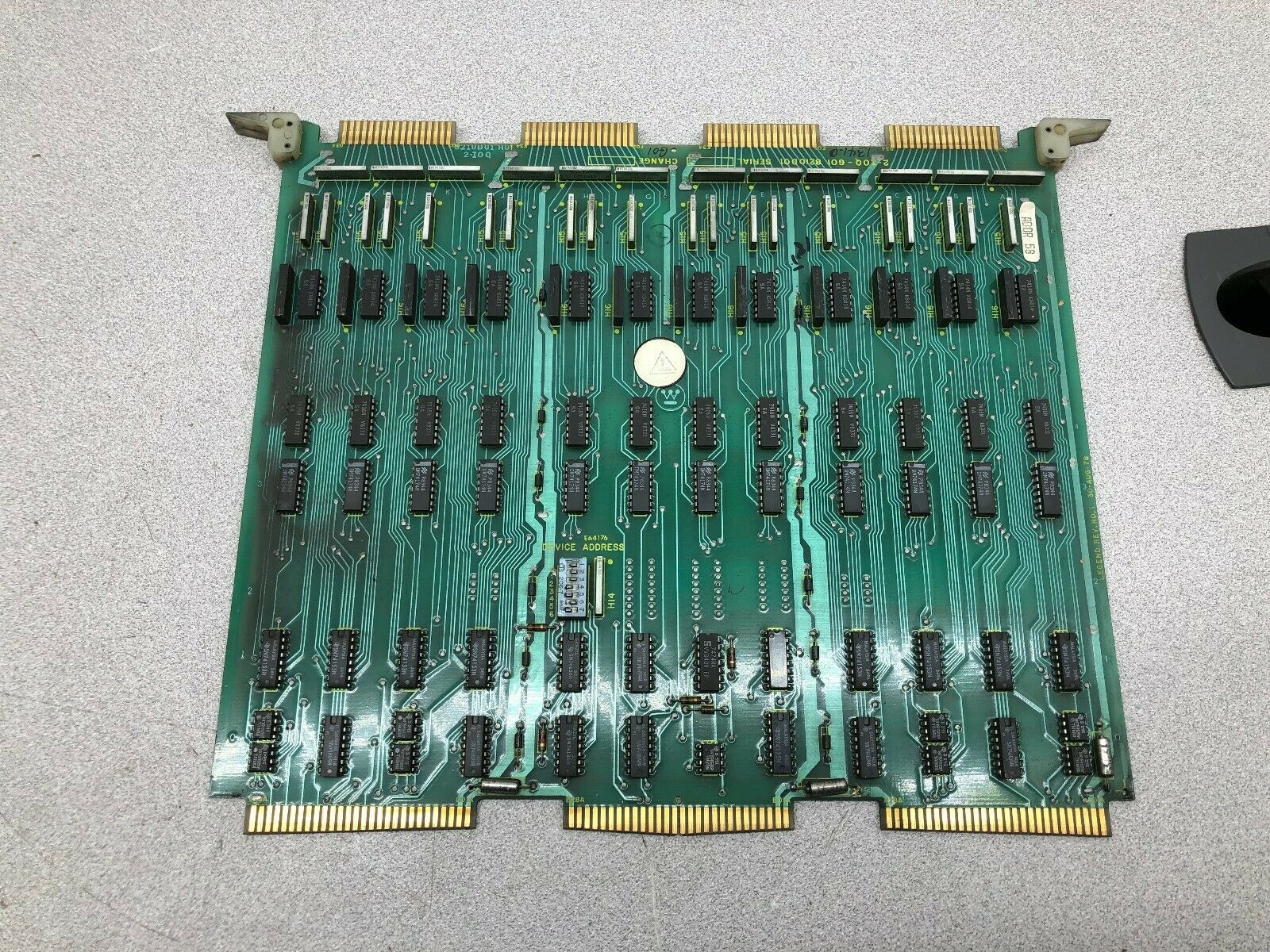 USED AUTOMATION INTELEGENCE CIRCUIT BOARD CARD 2-IOQ / 8210D01-H01