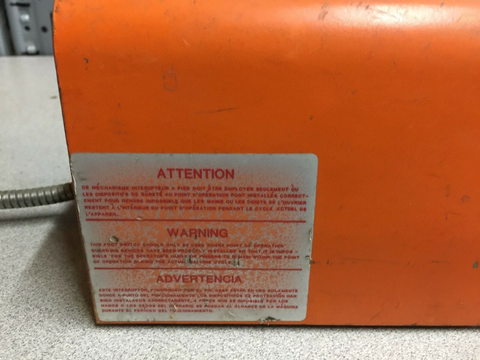 USED SLAUTTERBACK CORP 77019 FOOT SWITCH WITH CABLE 04258807