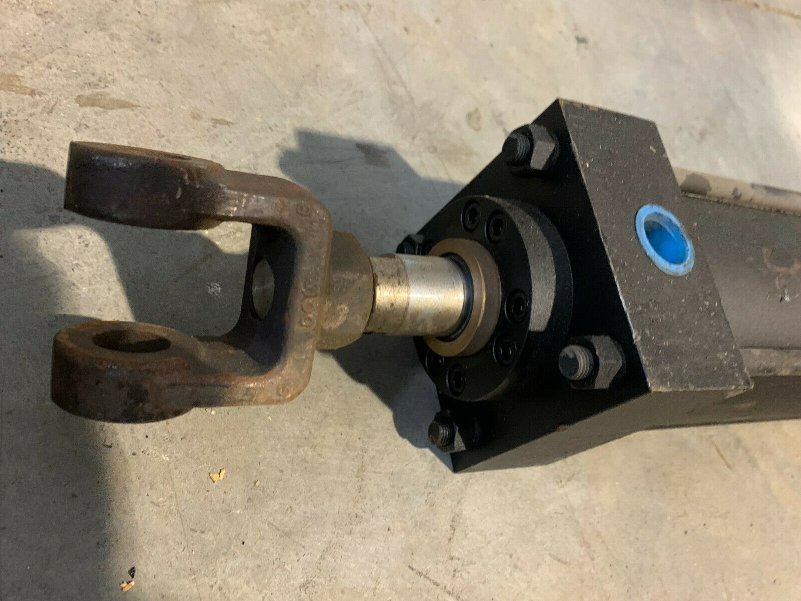 NEW NO BOX YATES INDUSTRIES CYLINDER 3.2" BORE 12" STROKE A4DC-N