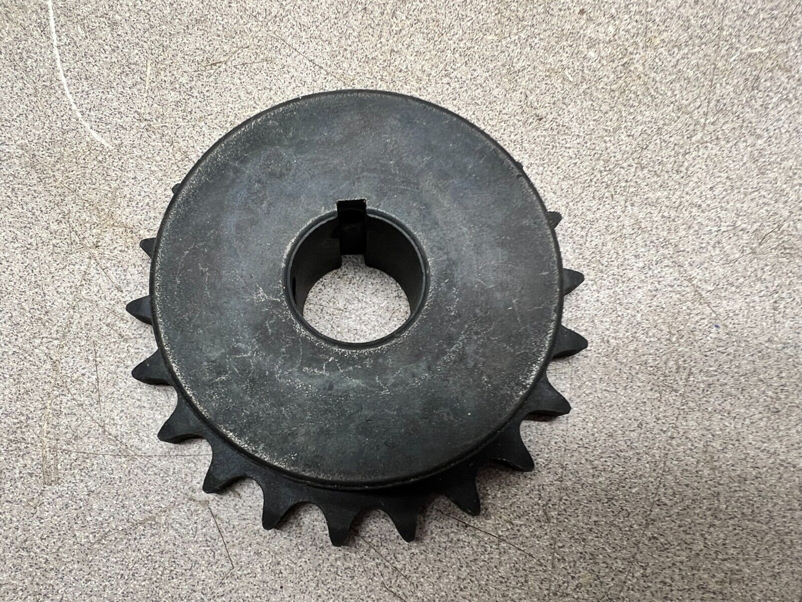 LOT OF 3 NEW IN BOX MARTIN SPROCKET 40BS21 7/8