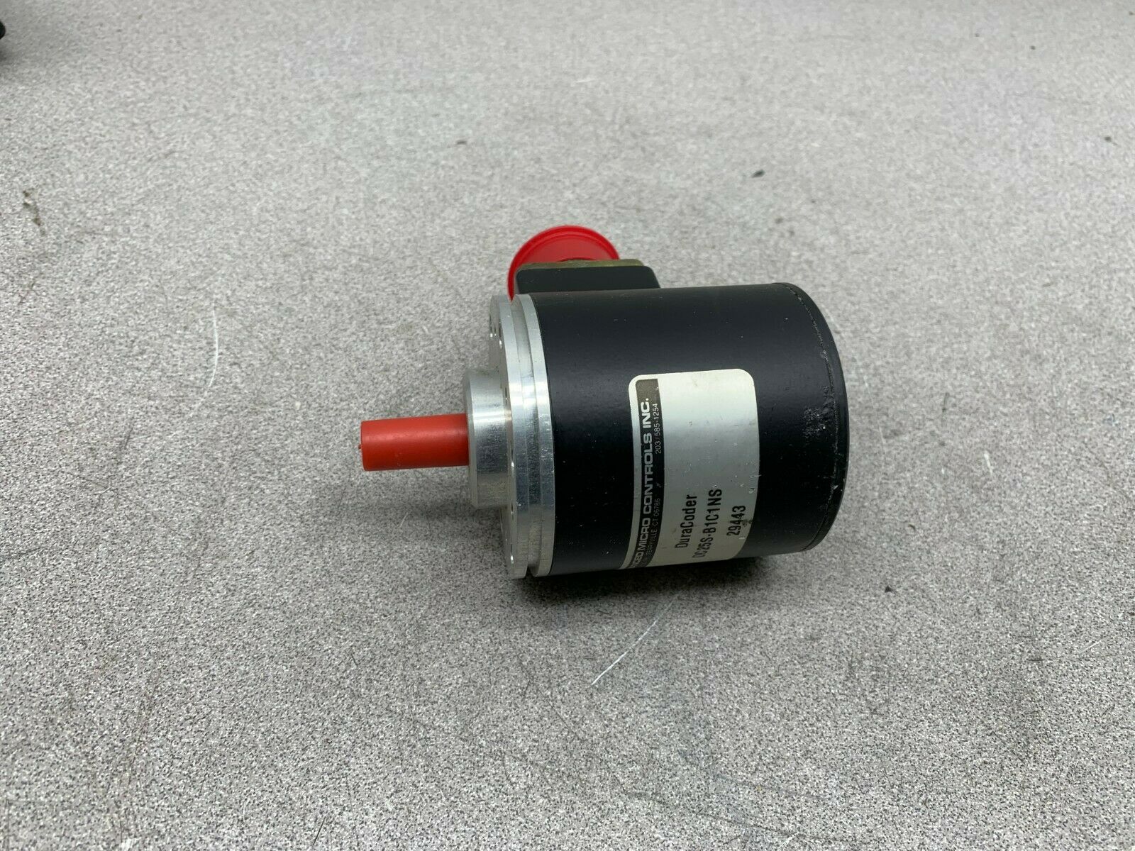 NEW NO BOX ADVANCED MICRO CONTROLS ENCODER DC25S-B1C1NS